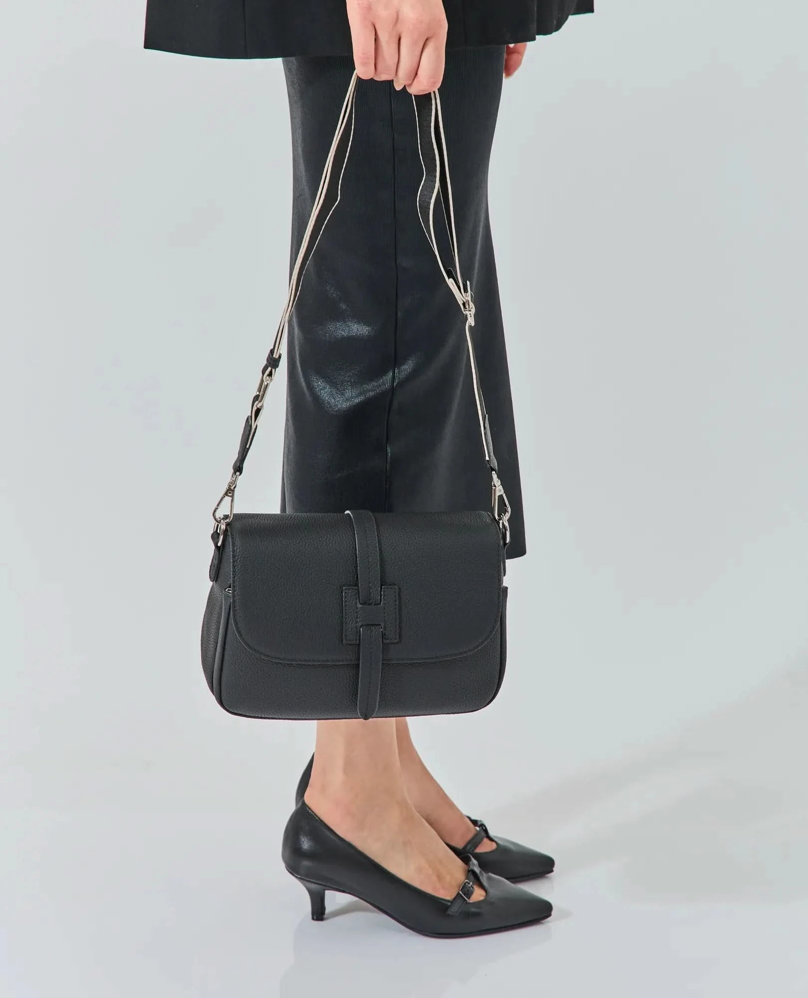 תיק צד עור- לילי - B Unique - תיקי צד