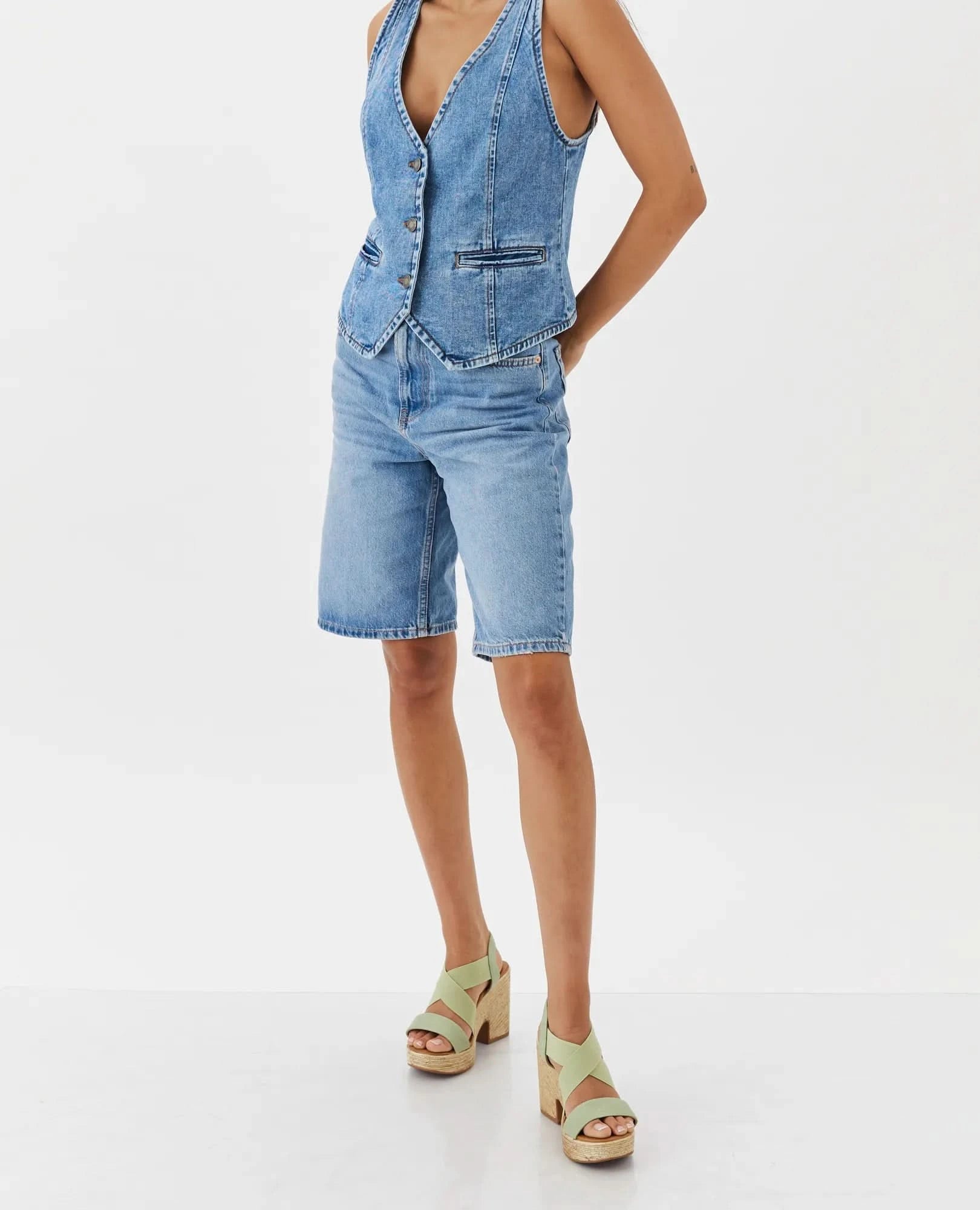 סנדלי עקב עם רצועות- רז