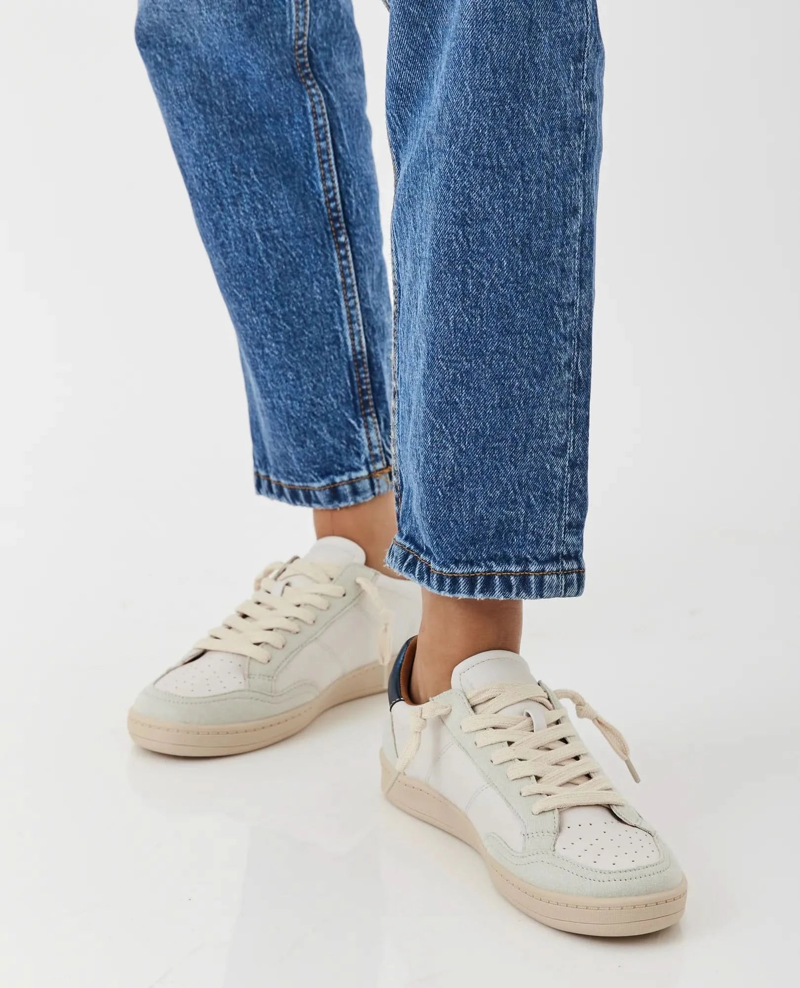 נעלי סניקרס שטוחות - דגם יובל - בי יוניק