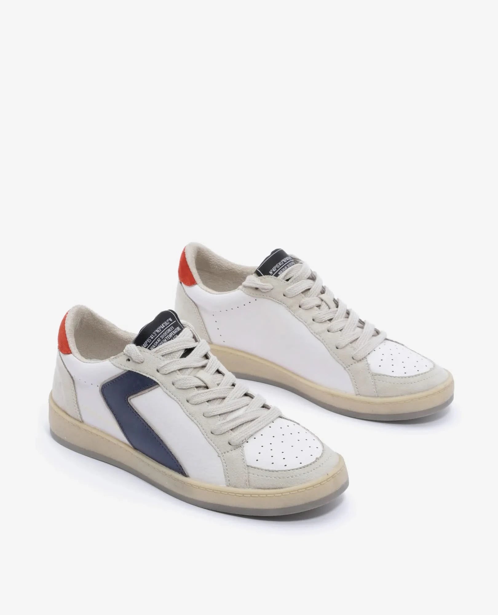 נעלי סניקרס- חלי