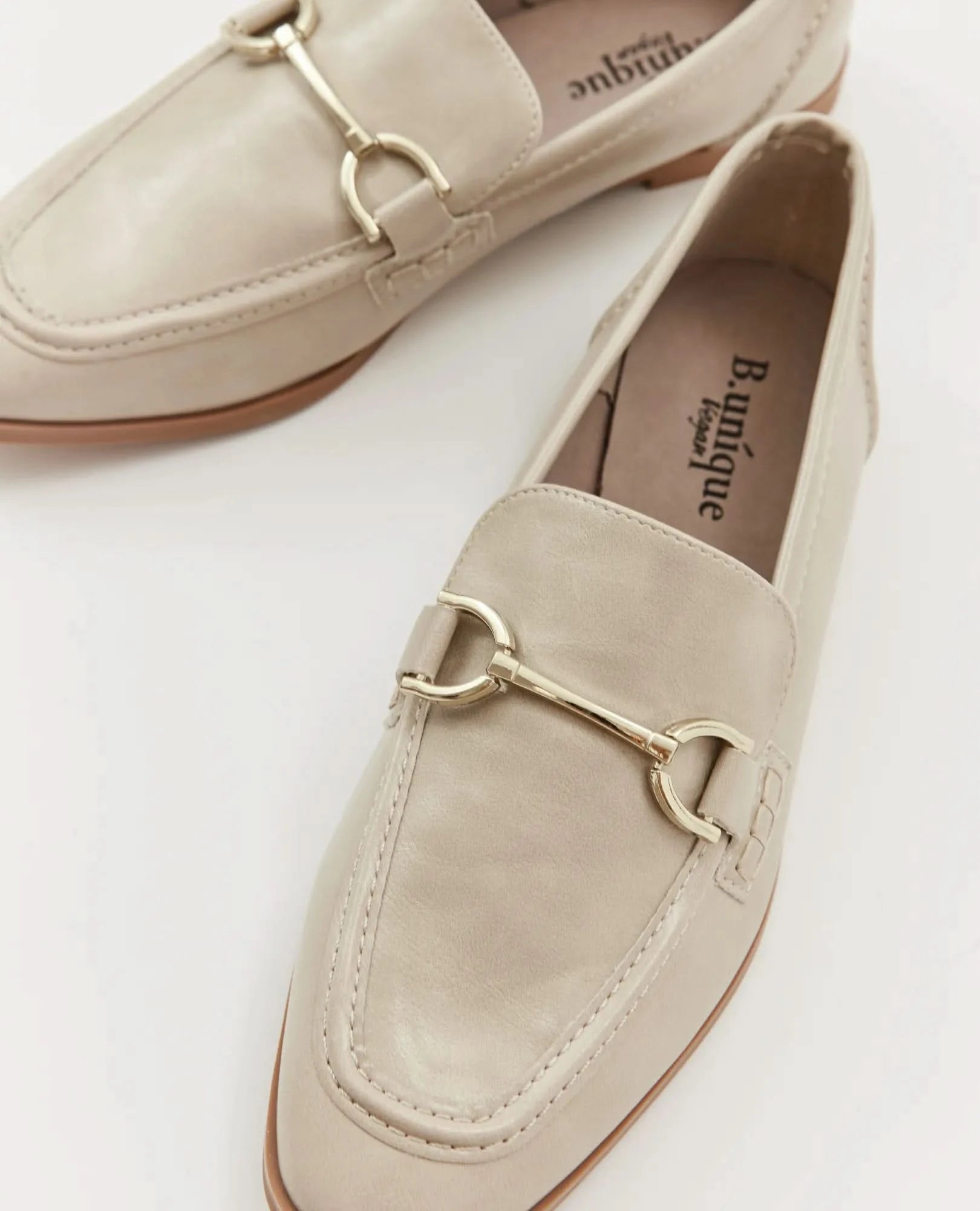 נעלי מוקסין שטוחות- לי