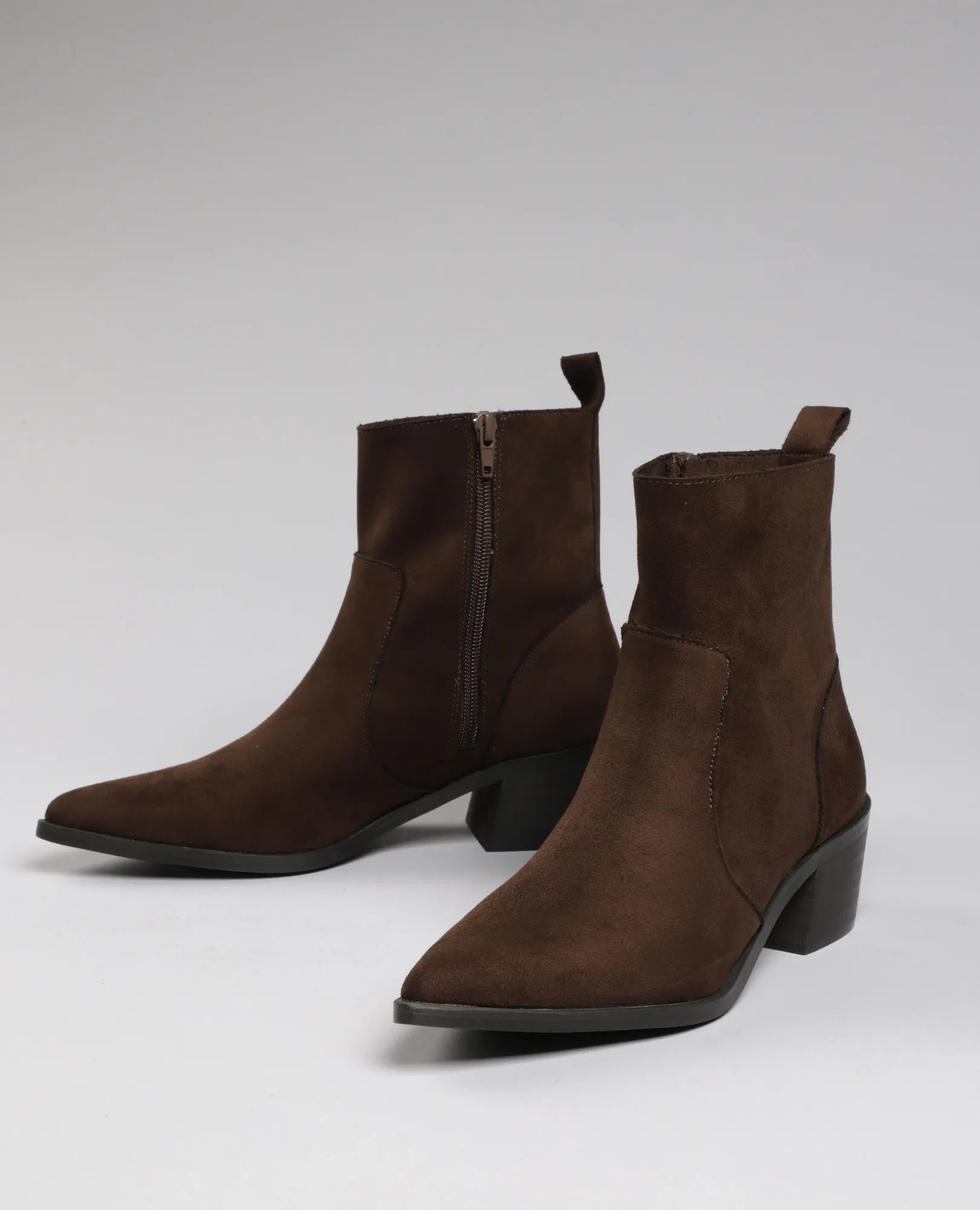 מגפוני עקב- דולי - B Unique - מגפונים