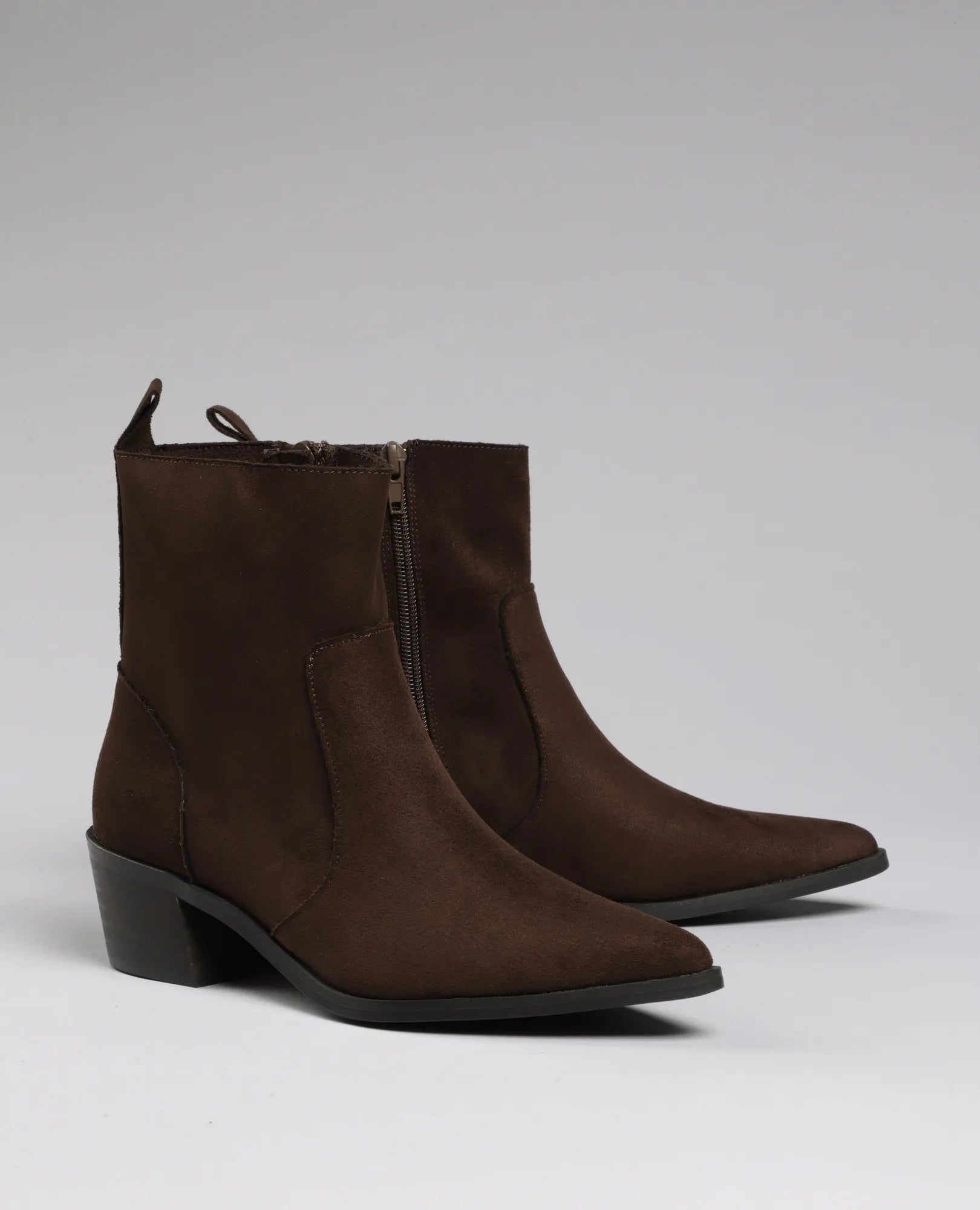 מגפוני עקב- דולי - B Unique - מגפונים