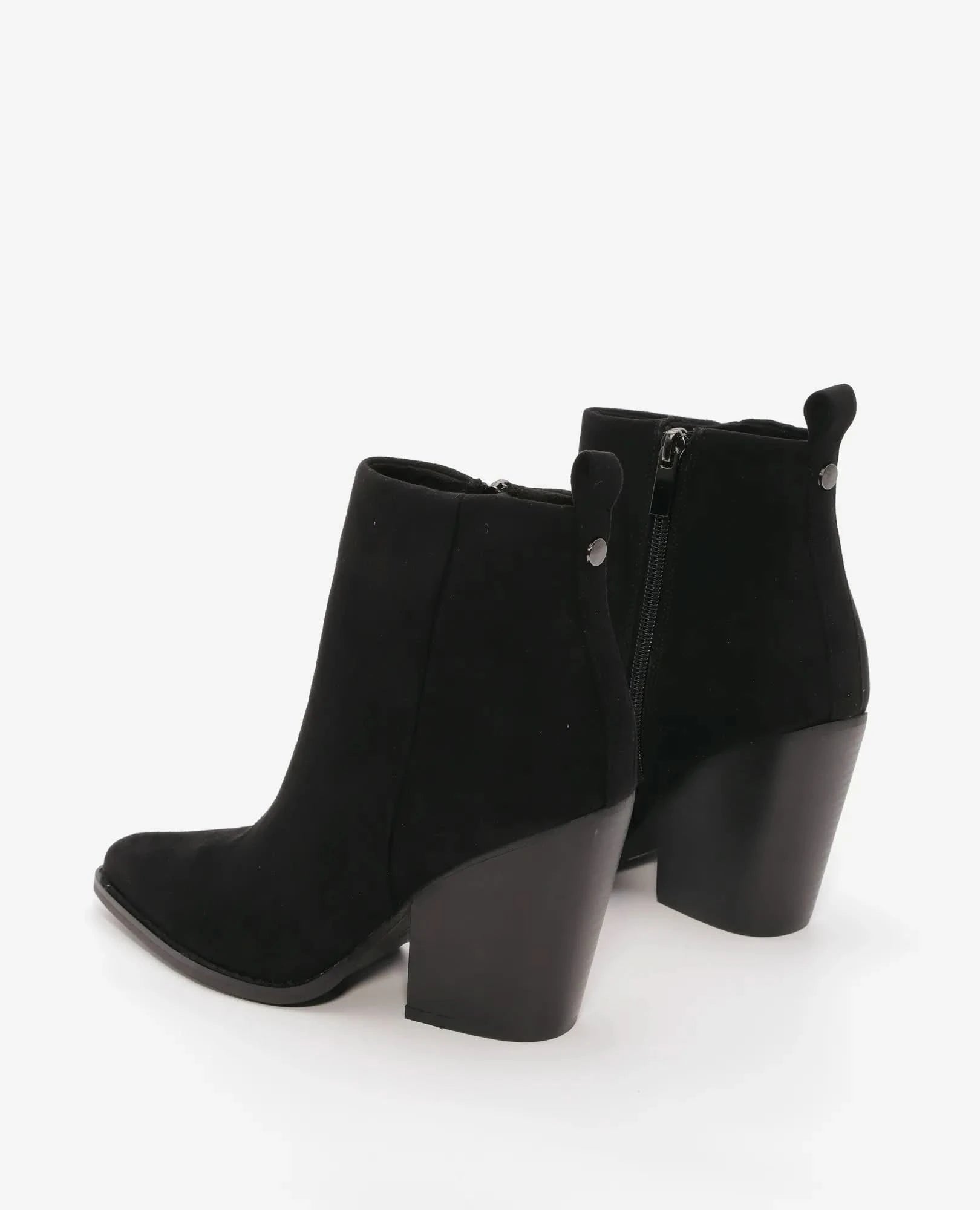 מגפוני עקב- נוף - B Unique