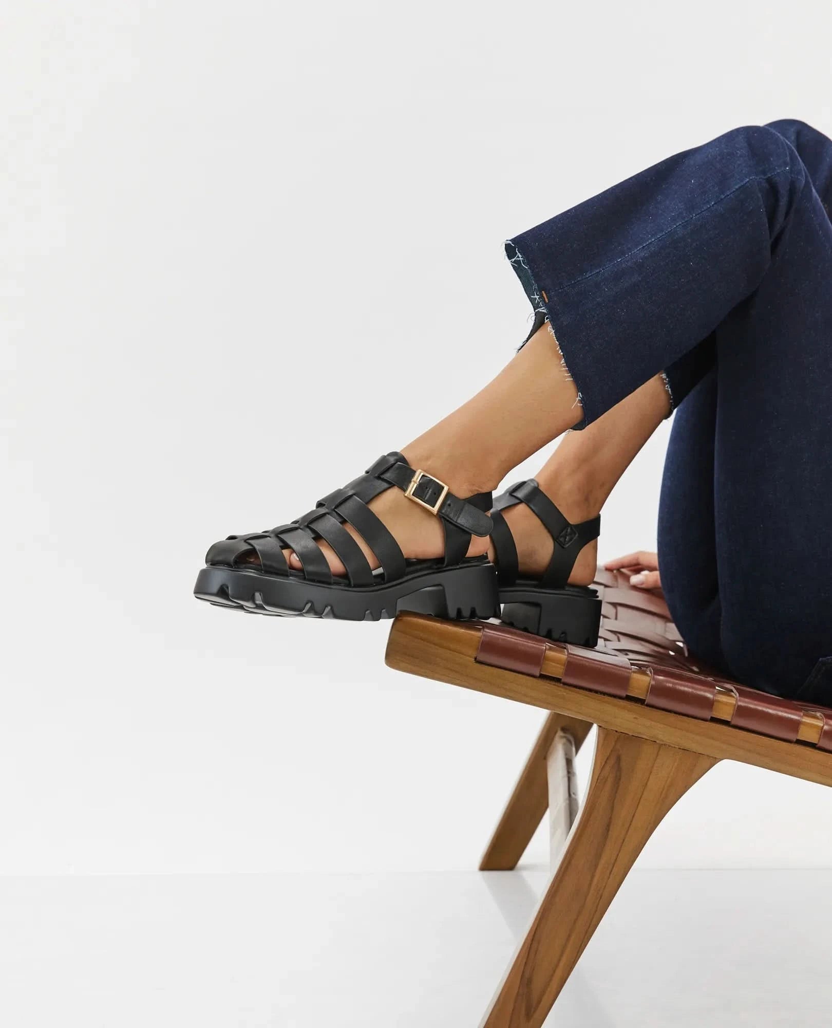 סנדלי גלדיאטור- אליאנה