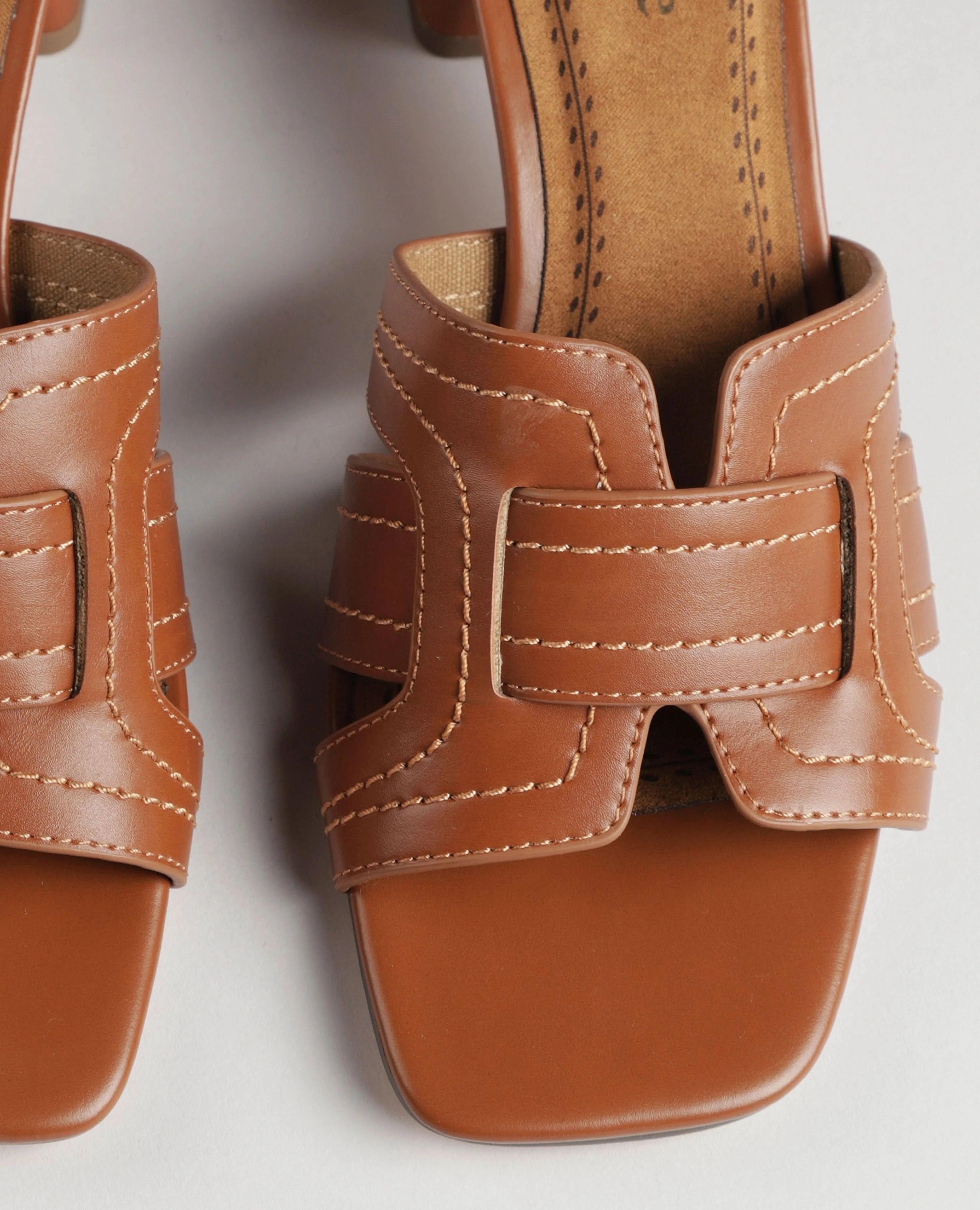 כפכפי עקב - מוריה - B Unique