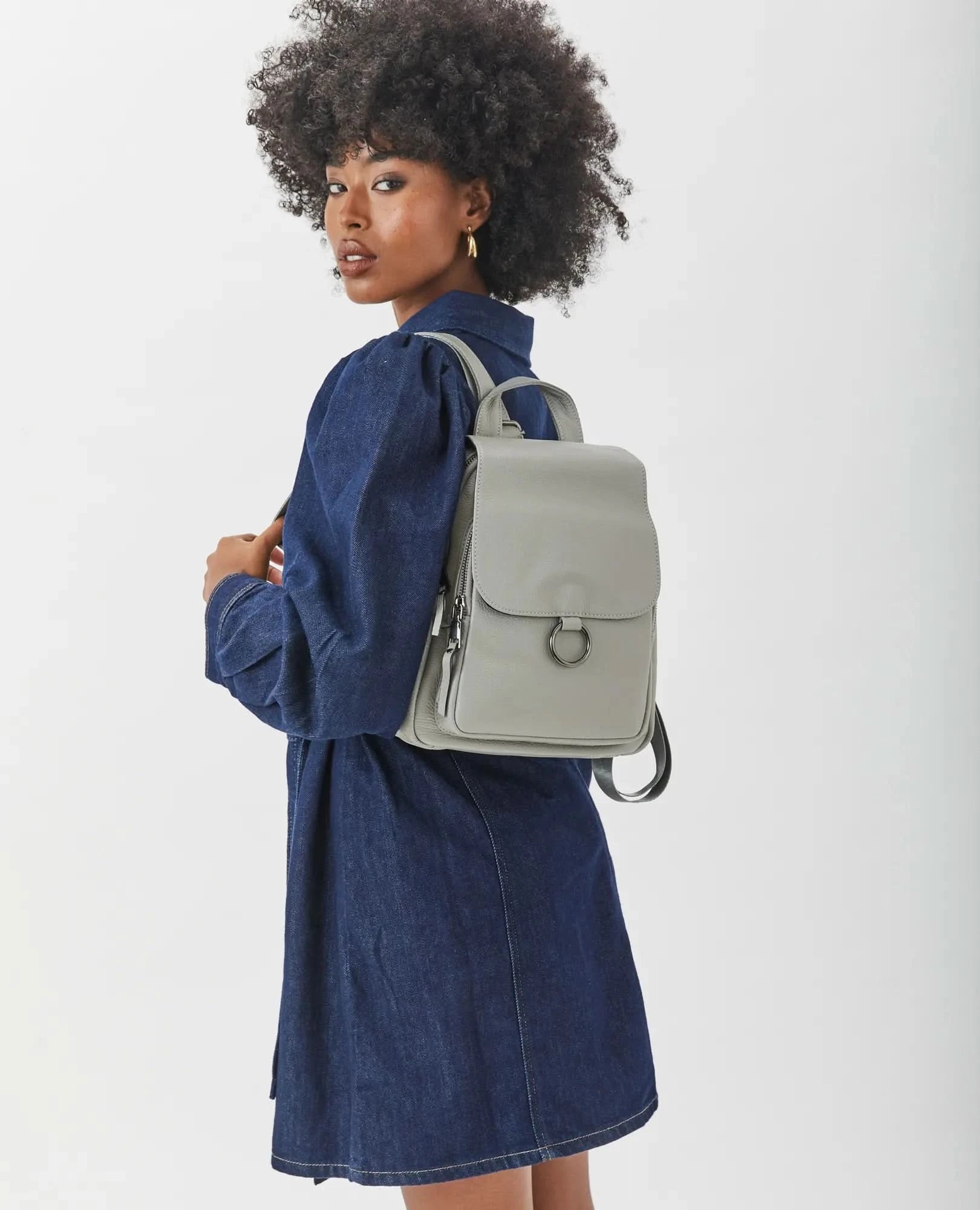 תיק גב מעור- אבישג