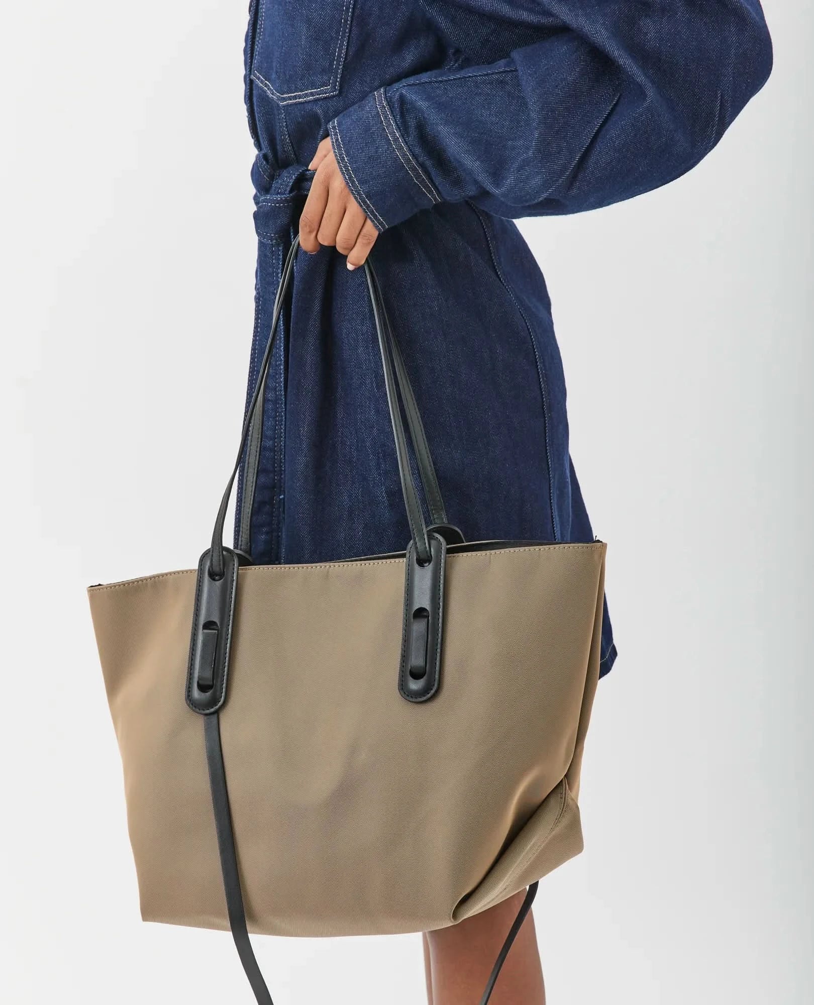 תיק צד ניילון עם עור