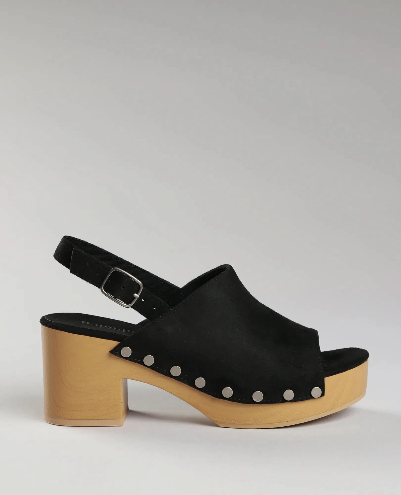 סנדלי עקב עם ניטים- מוריה - B Unique