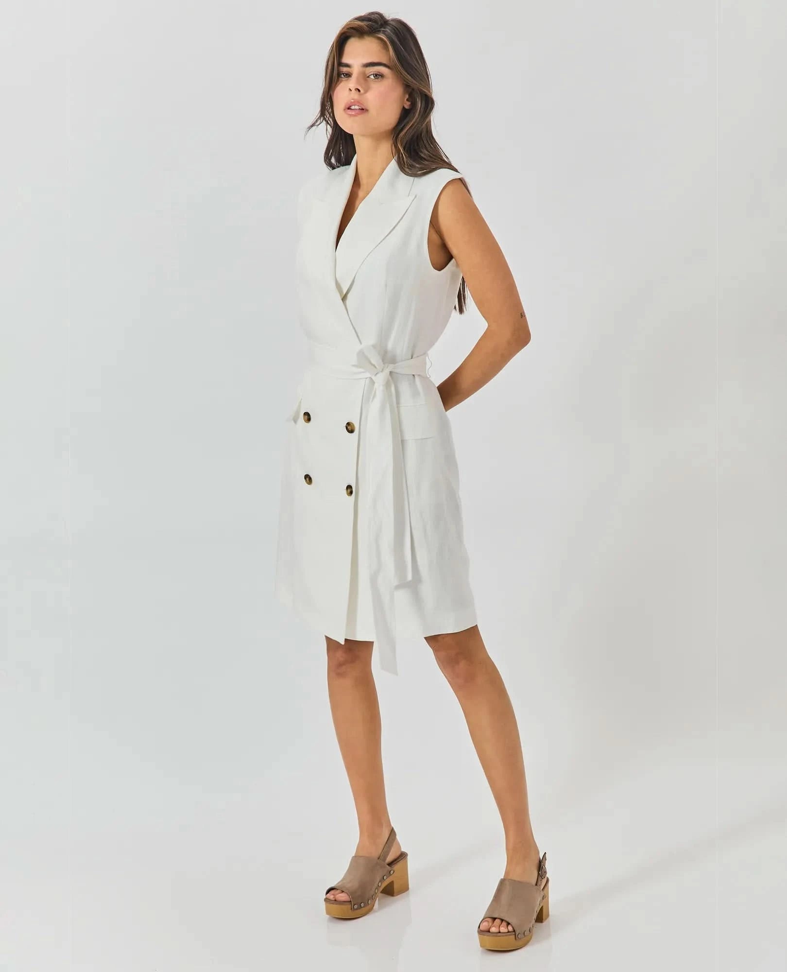 סנדלי עקב עם ניטים- מוריה - B Unique - סנדלי עקב