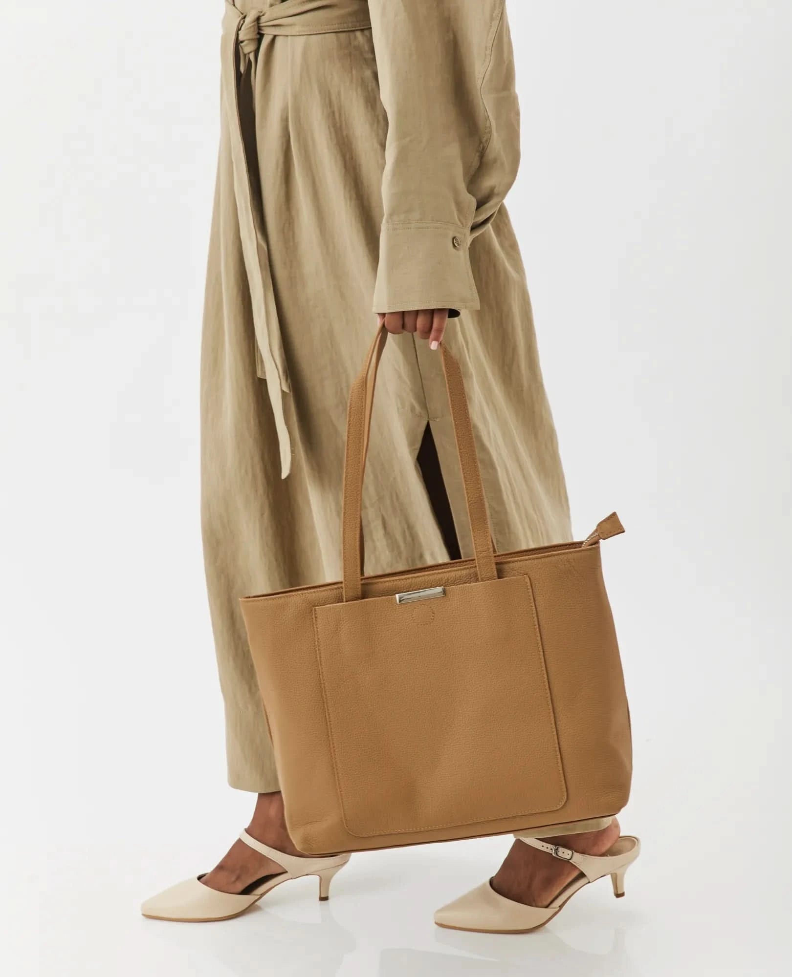 תיק צד מעור- דנה