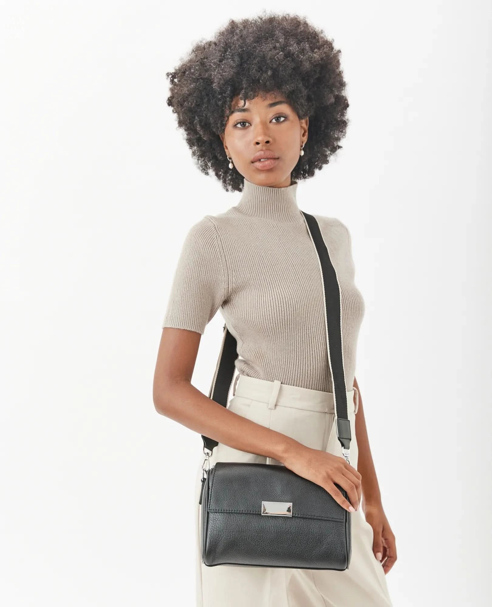 תיק צד עור- אופירה