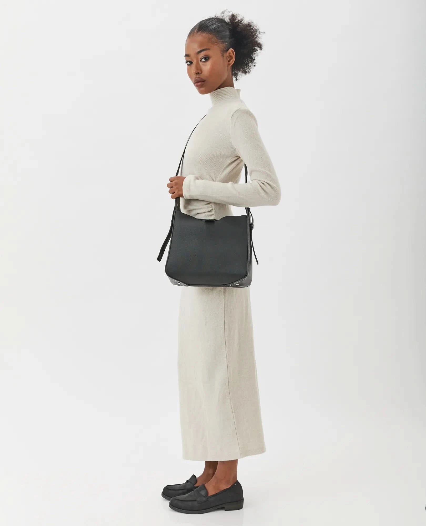 תיק צד סגירה לשונית