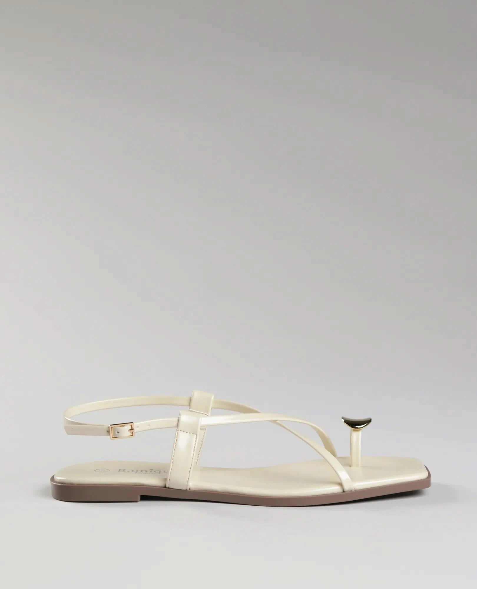 סנדלי אצבע - ליה - B Unique