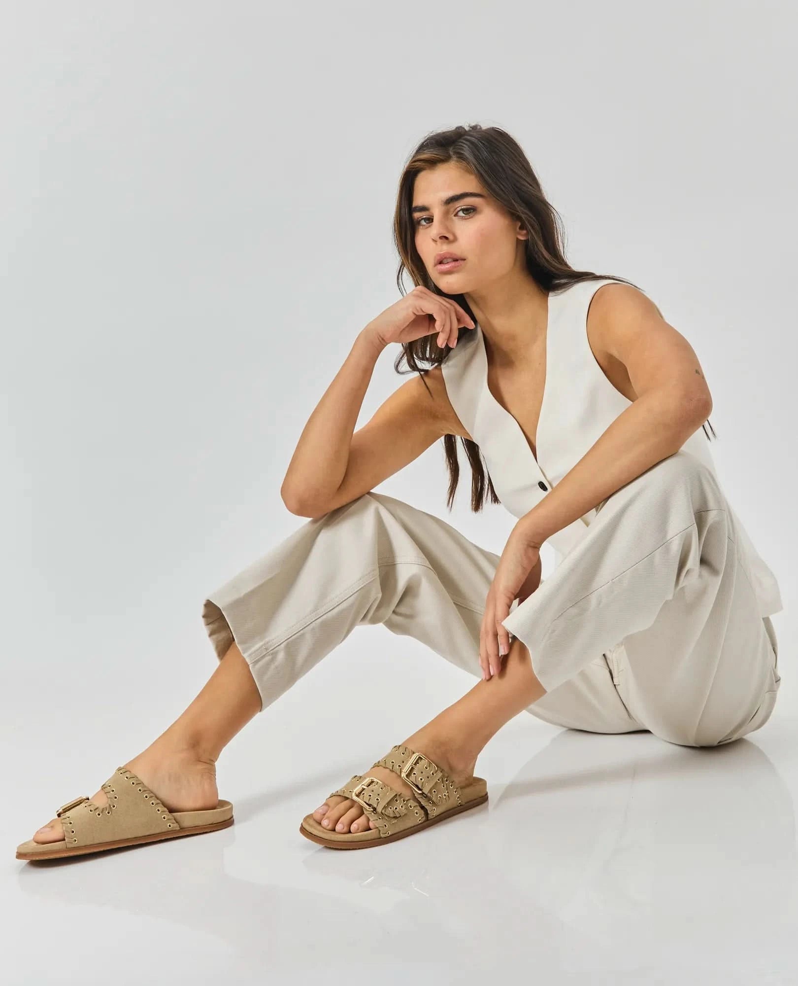 כפכפים שטוחים - גאל - B Unique - כפכפים שטוחים