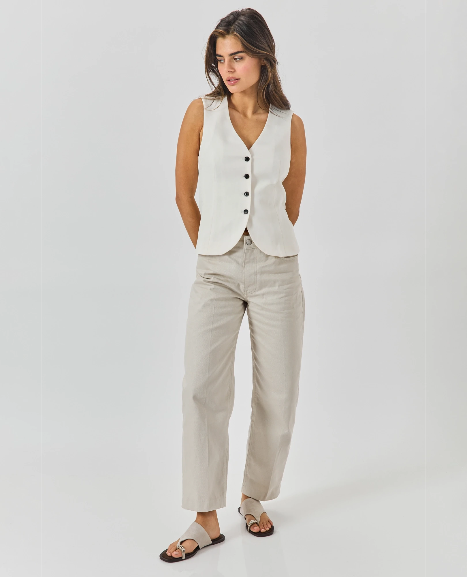 כפכפי אצבע - ניצן - B Unique - כפכפים שטוחים