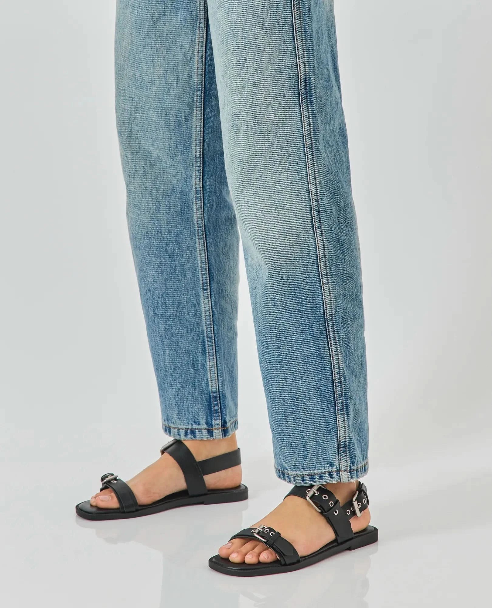 סנדלים שטוחים - אלמוג - B Unique - סנדלים