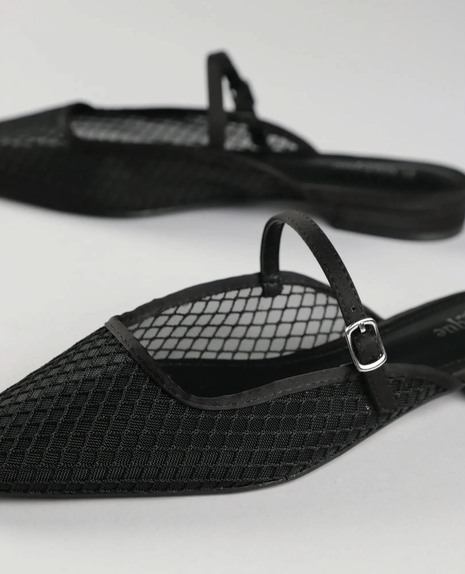 כפכפי רשת שטוחים - עדן - B Unique