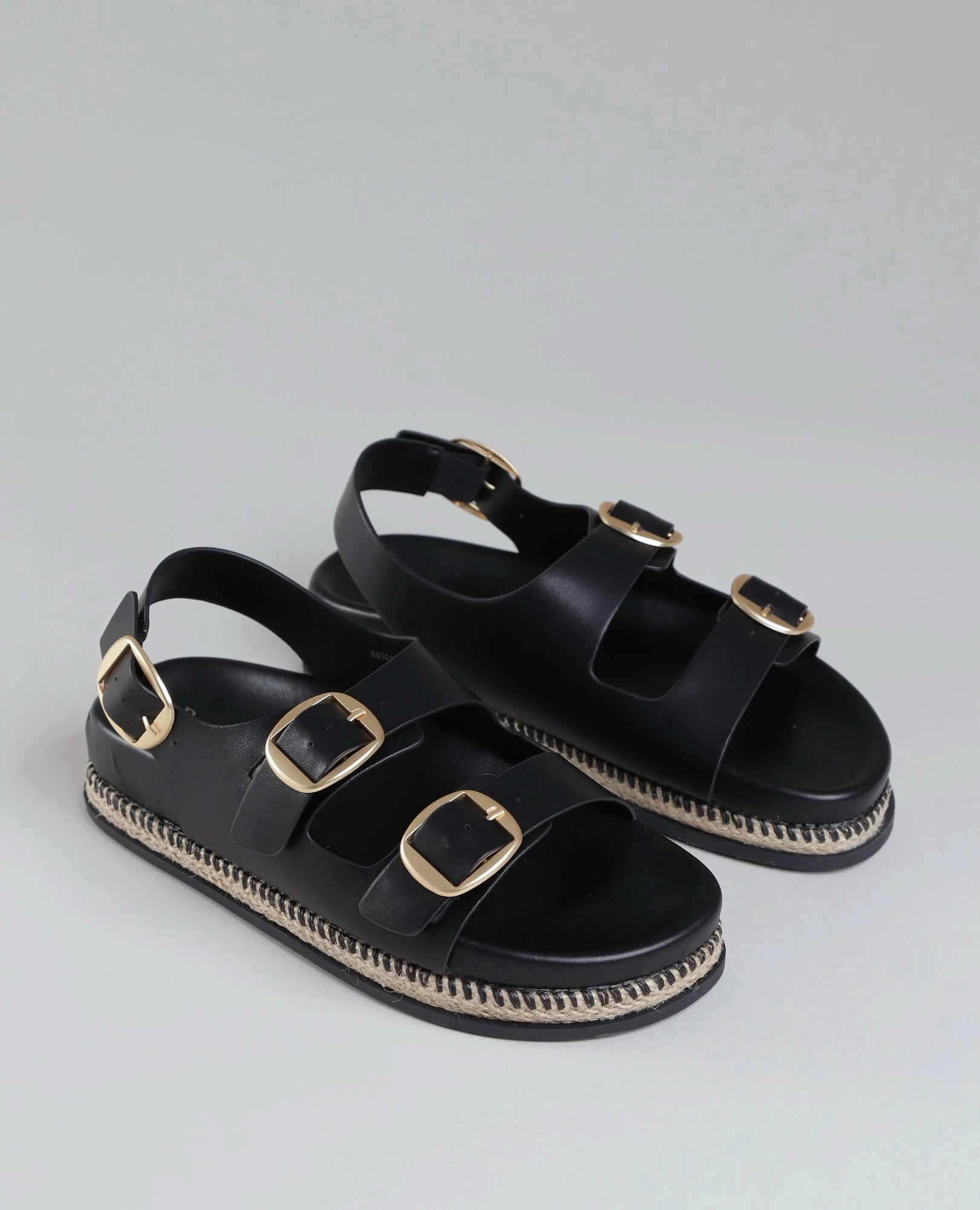 סנדלי פלטפורמה - קורל - B Unique - סנדלים