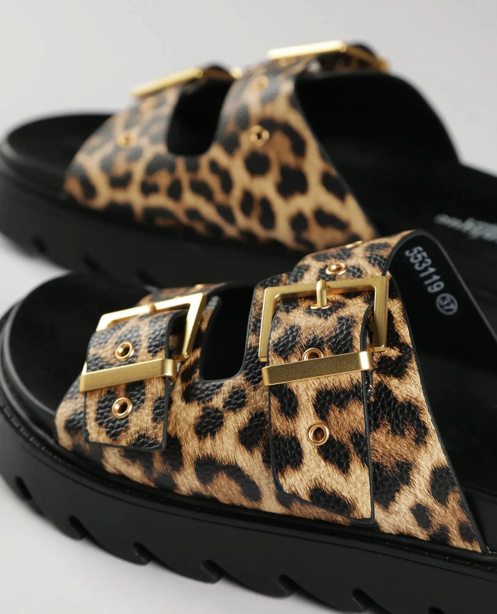 כפכפי פלטפורמה - נועם - B Unique