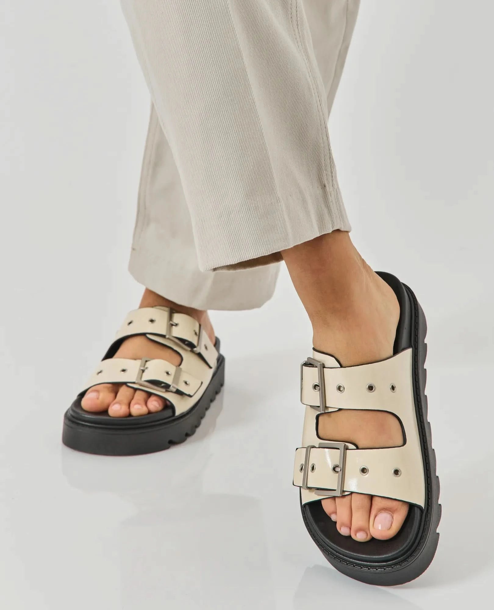 כפכפי פלטפורמה - נועם - B Unique - כפכפים