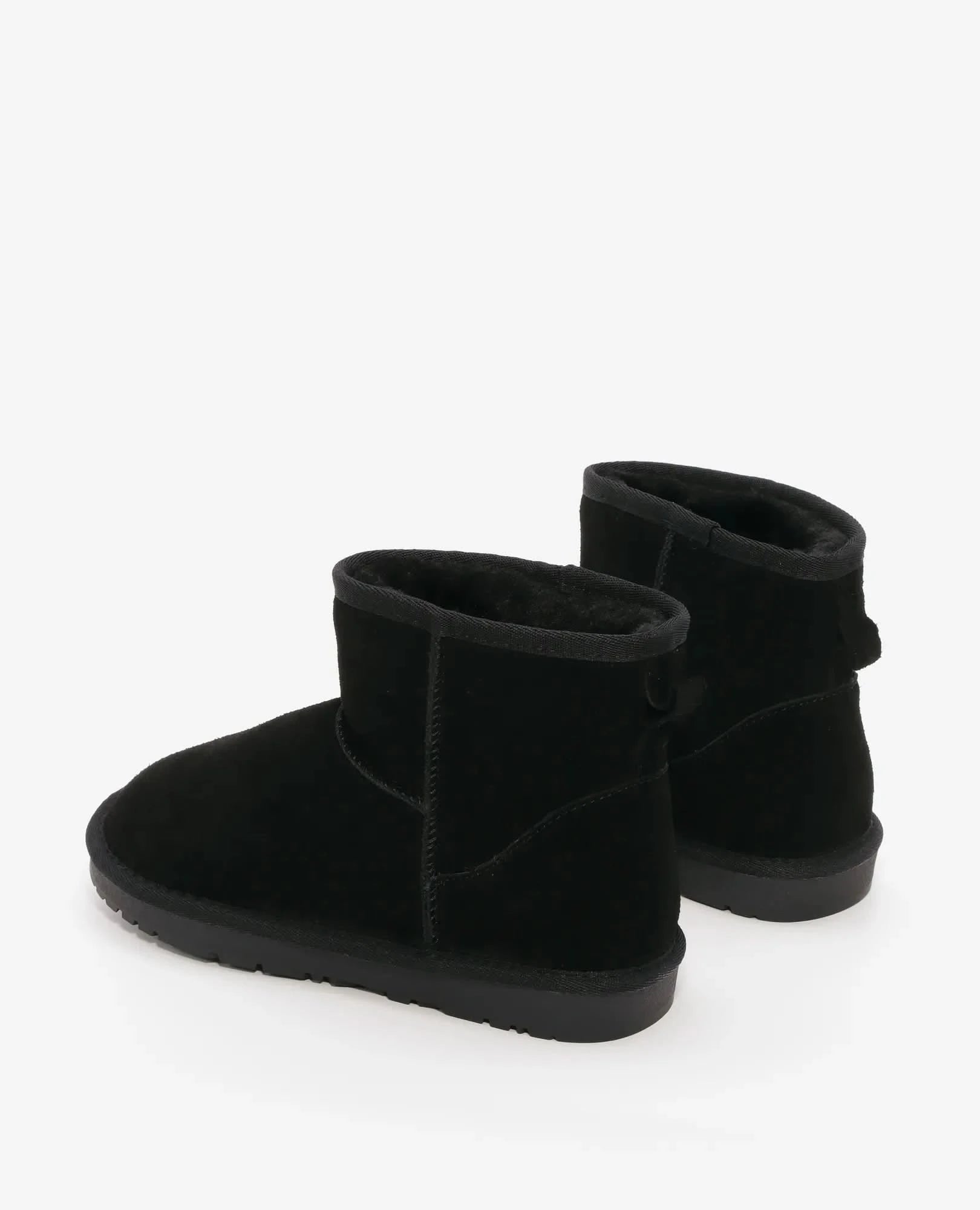 מגפונים פרוותיים מעור- רונה - B Unique