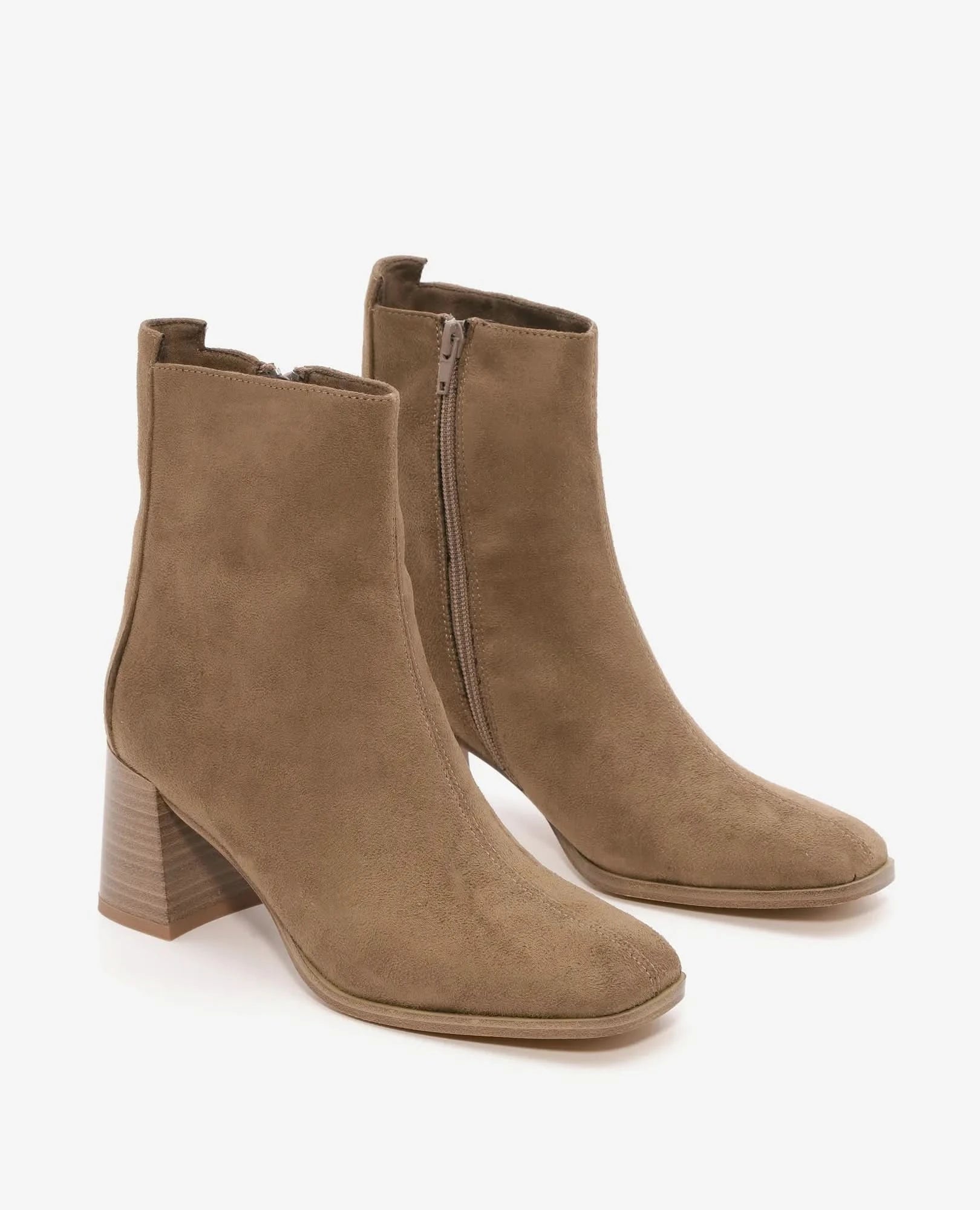 מגפוני עקב- סתיו - B Unique