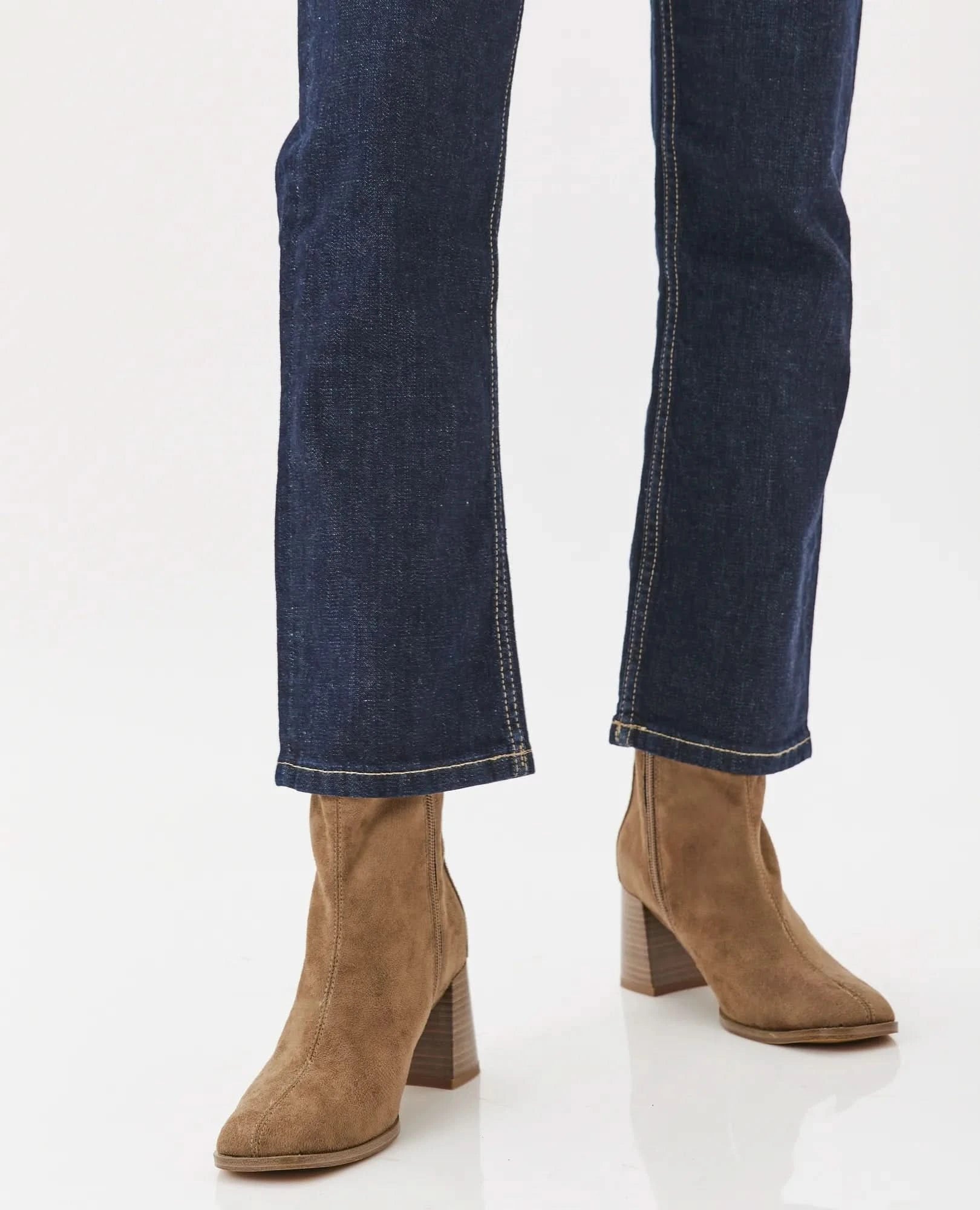 מגפוני עקב- סתיו - B Unique