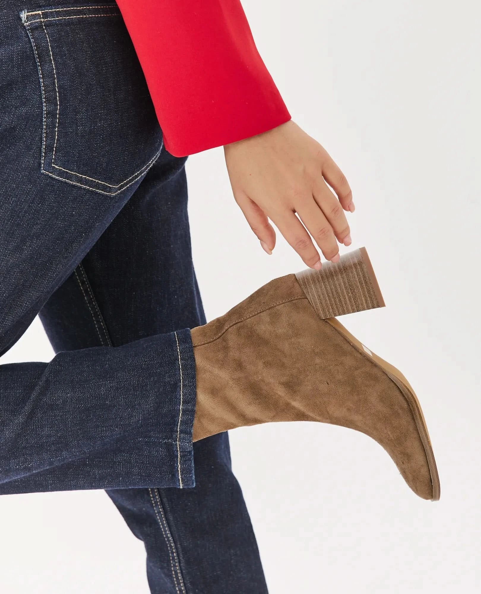 מגפוני עקב- סתיו - B Unique