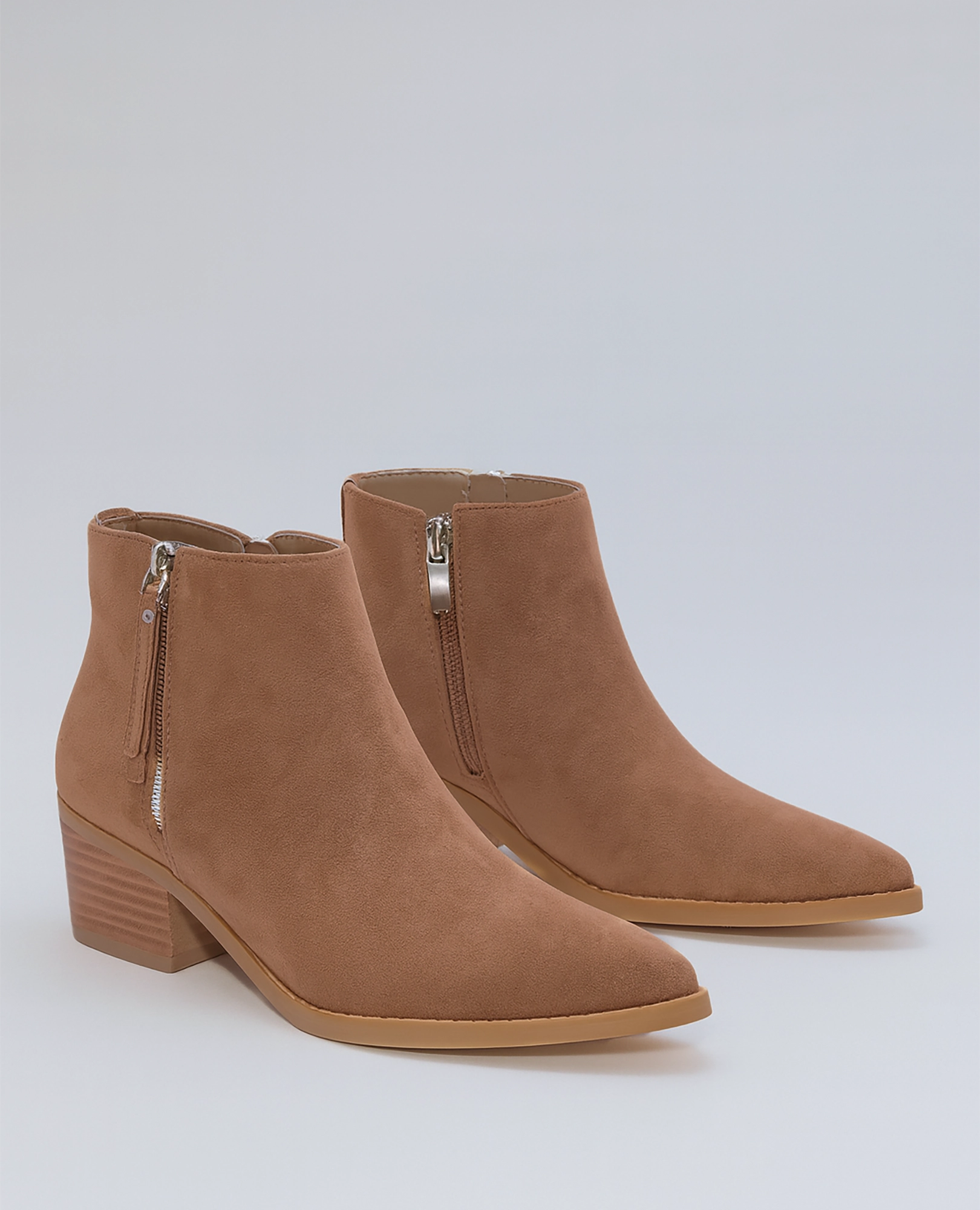 מגפוני בוקרים - גאיה