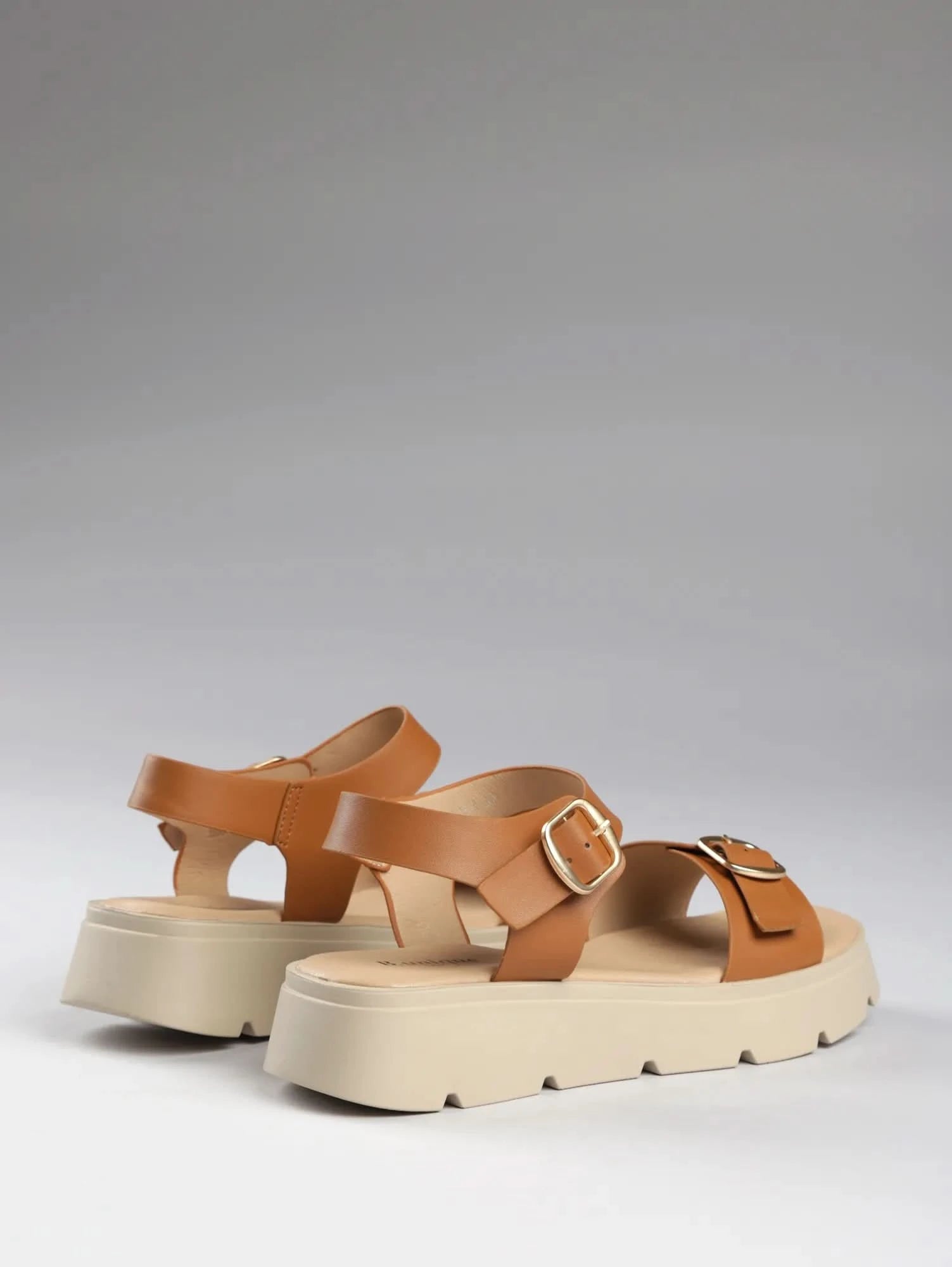 סנדלי פלטפורמה- אביב - B Unique - סנדלים