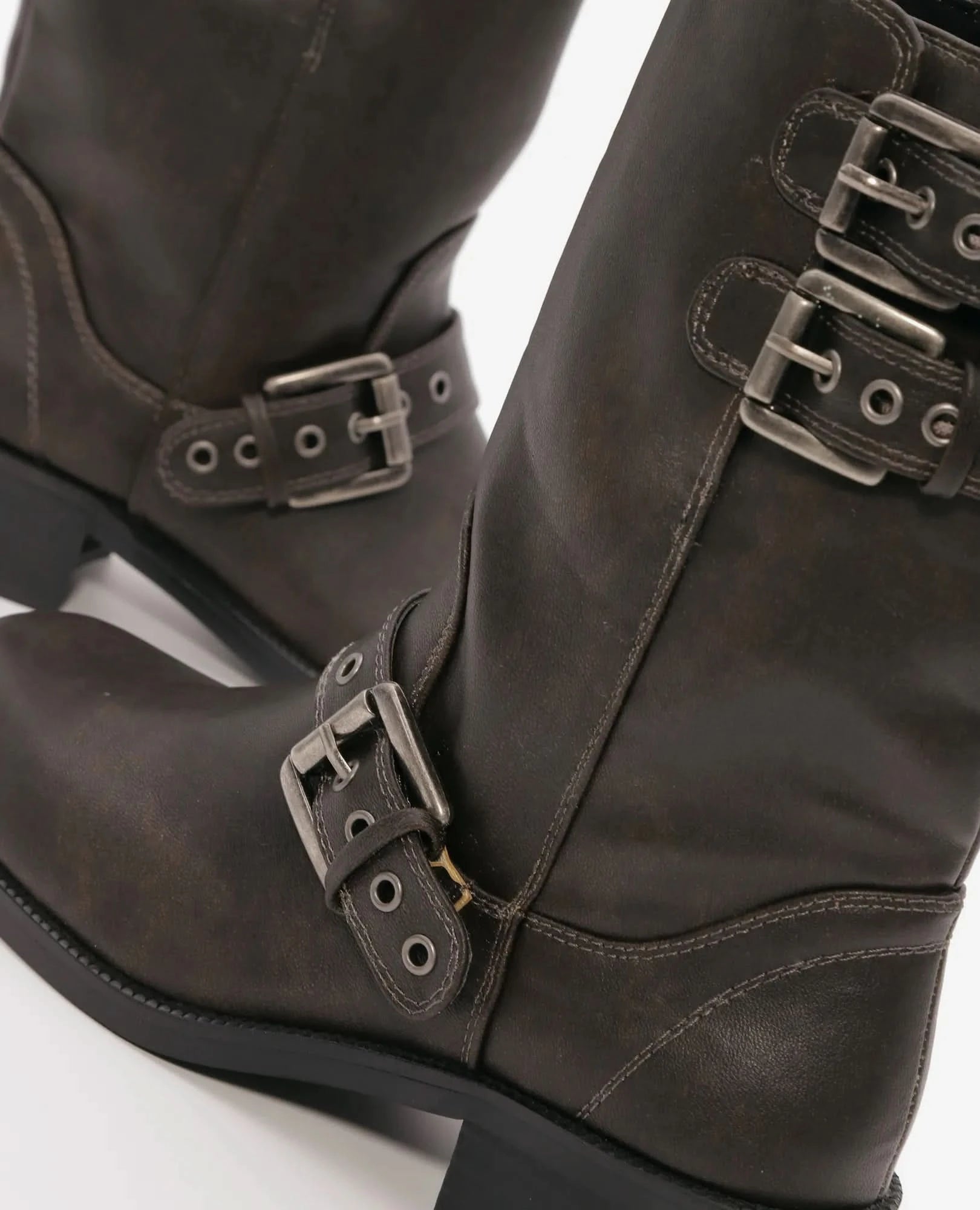 מגפוני טרקטור- טליה - B Unique