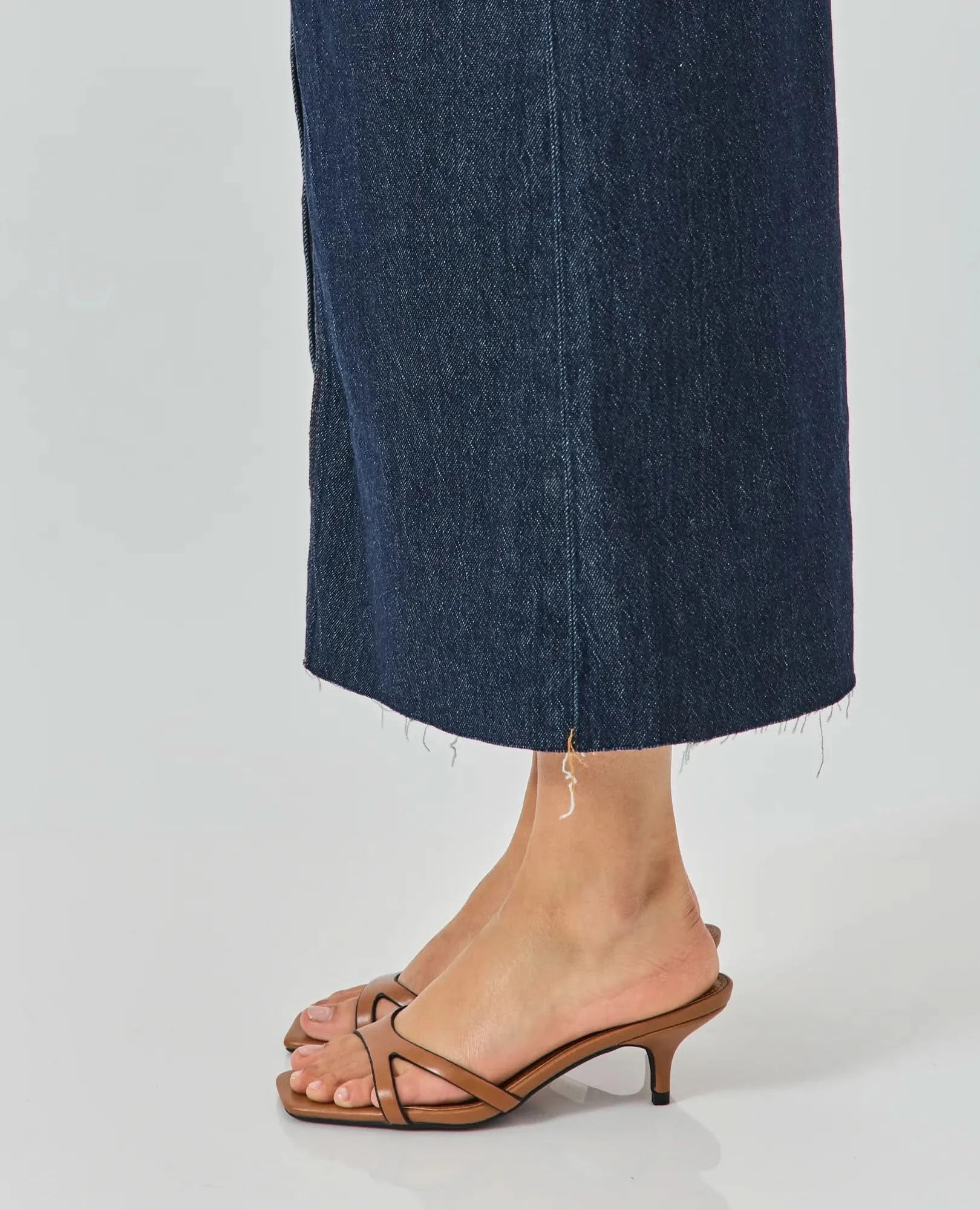 כפכפי עקב - ויולט - B Unique - כפכפי עקב