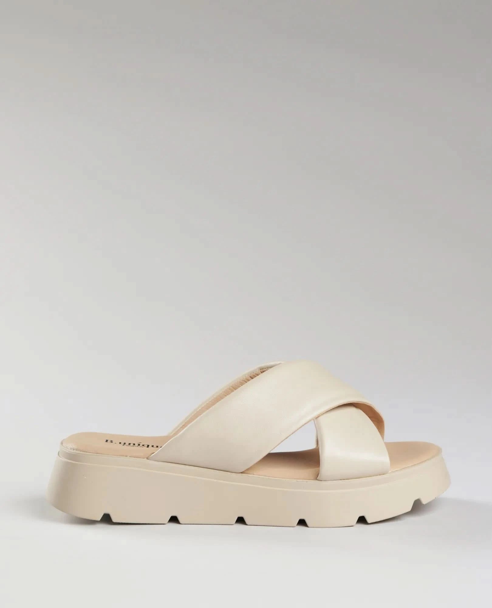 כפכפי פלטפורמה -אוליביה - B Unique