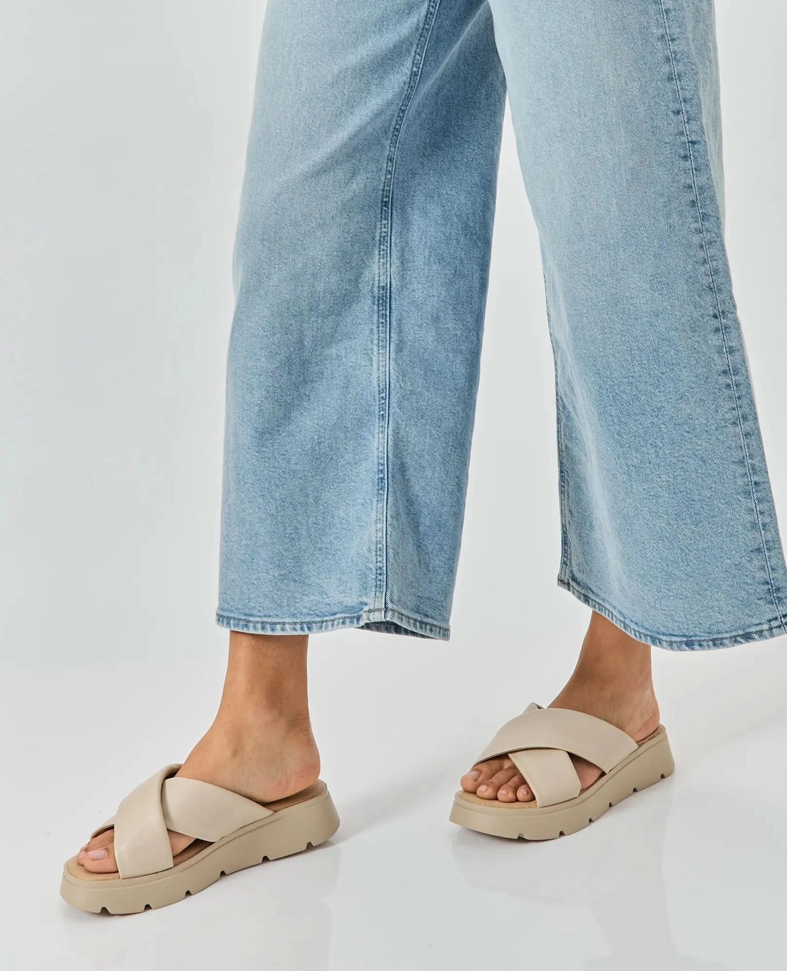 כפכפי פלטפורמה -אוליביה - B Unique - כפכפים