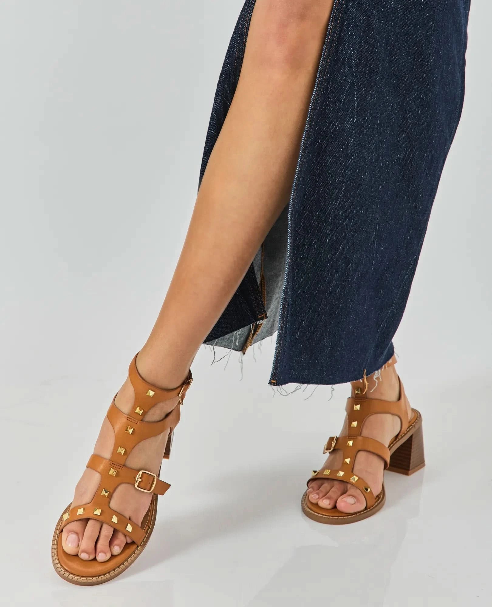 סנדלי עקב - נופר - B Unique - סנדלי עקב