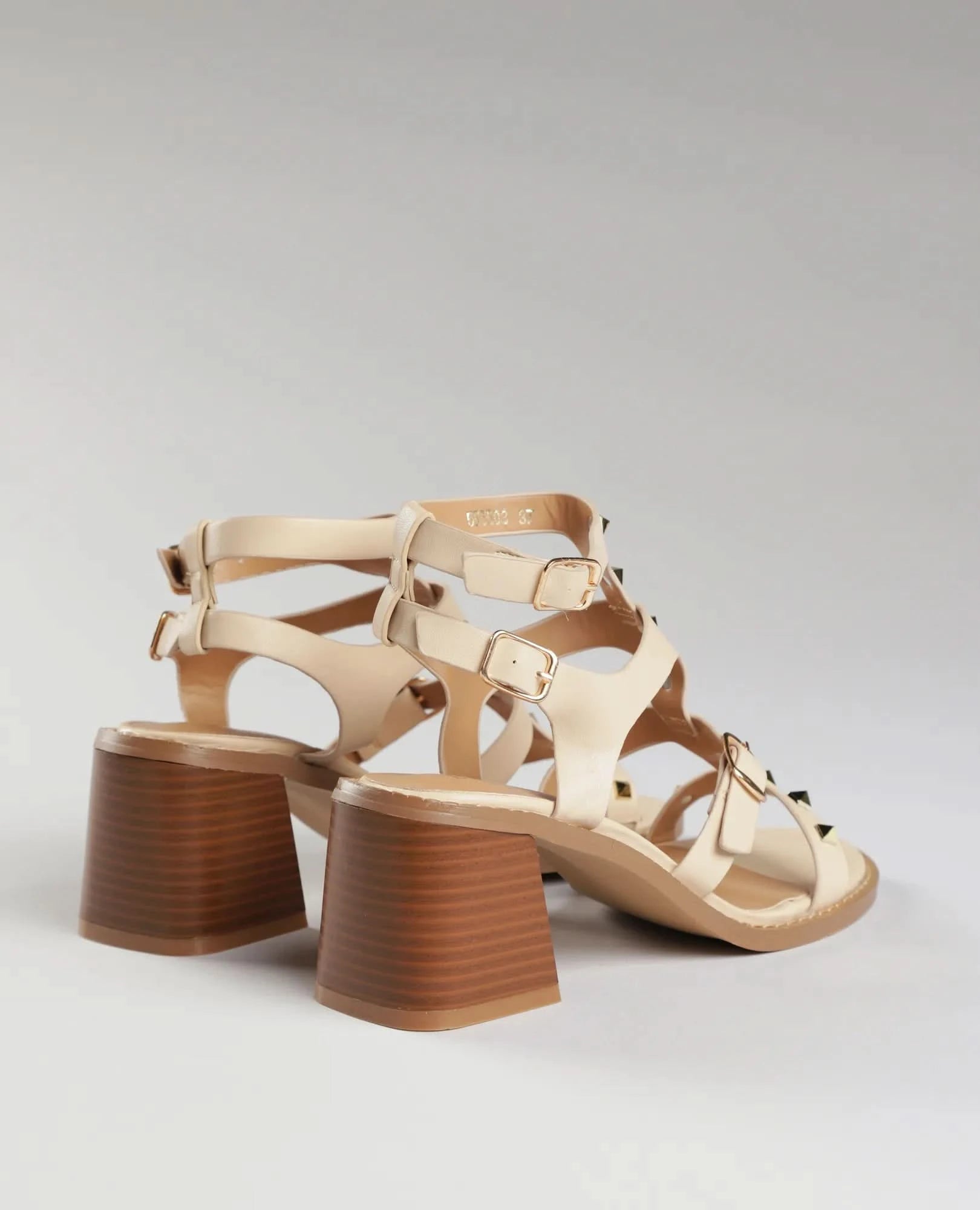 סנדלי עקב - נופר - B Unique