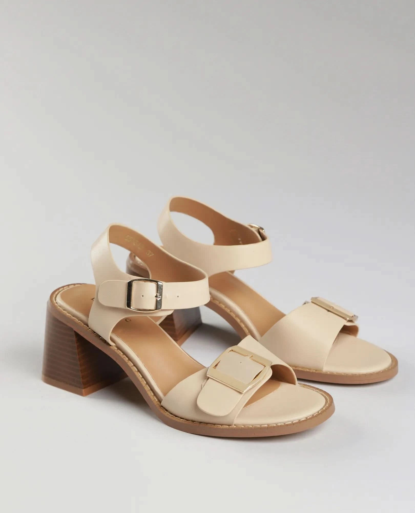 סנדלי עקב - סטפני - B Unique