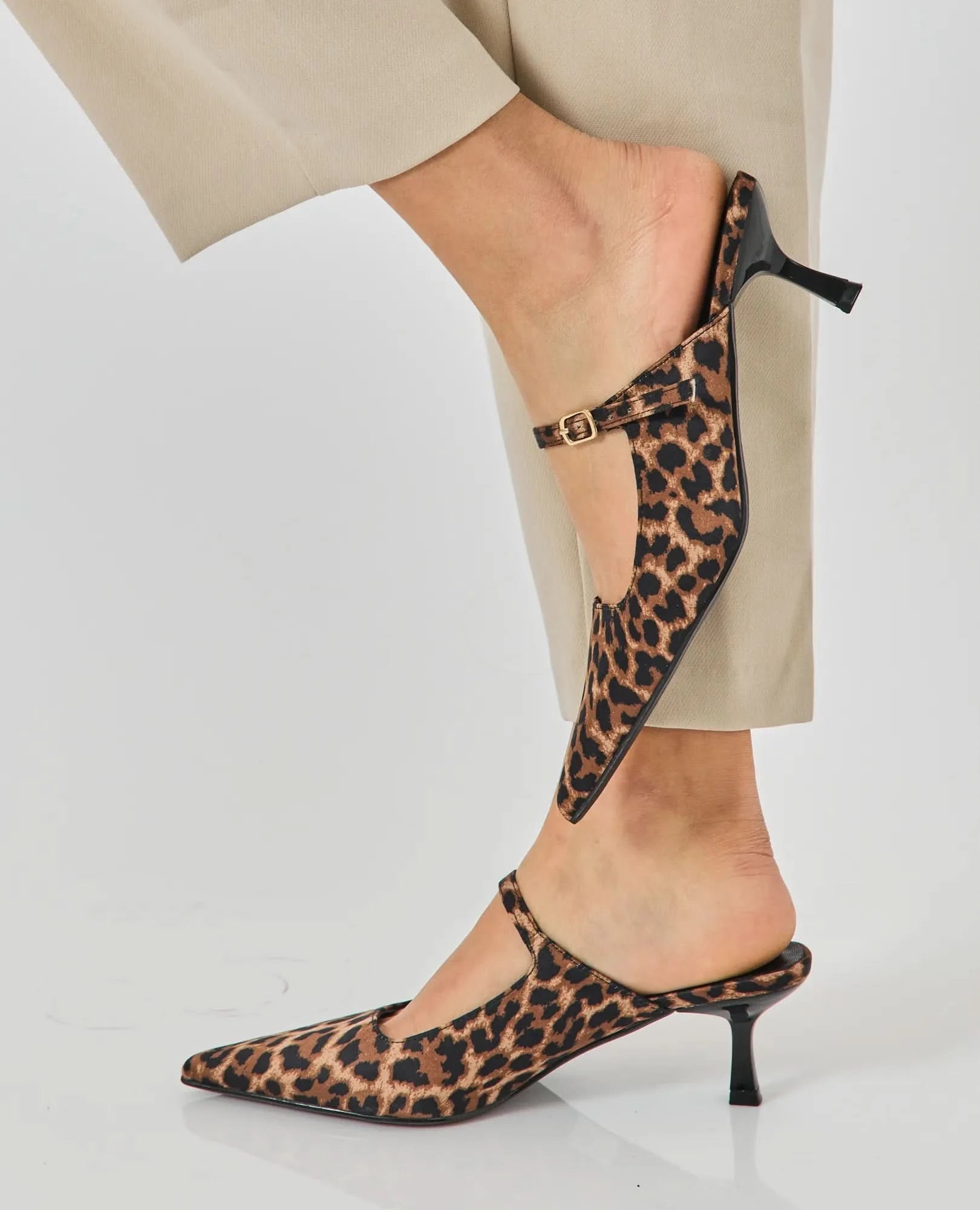 כפכפי עקב - שרית - B Unique - כפכפי עקב