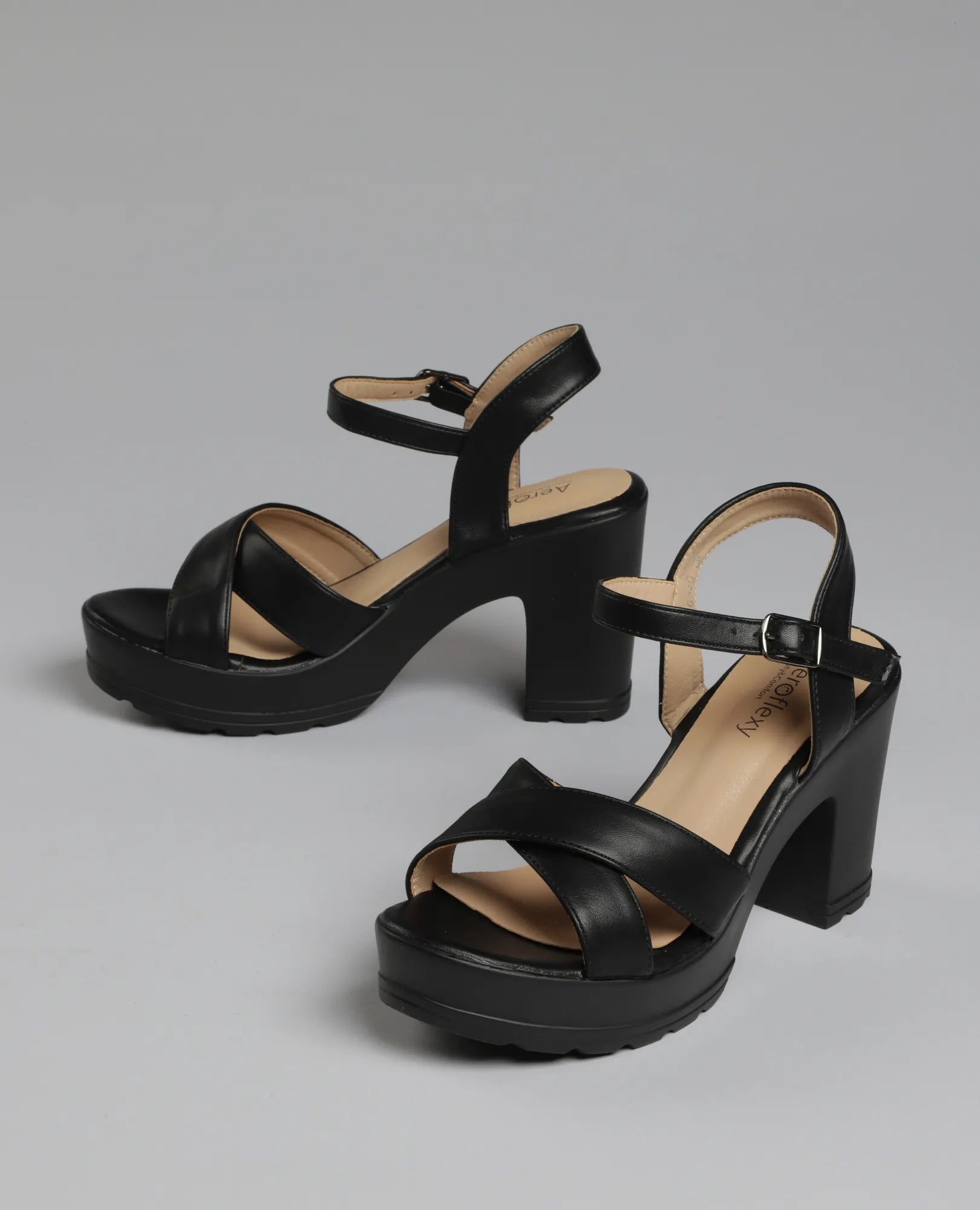 סנדלי עקב פלטפורמה - B Unique - סנדלים