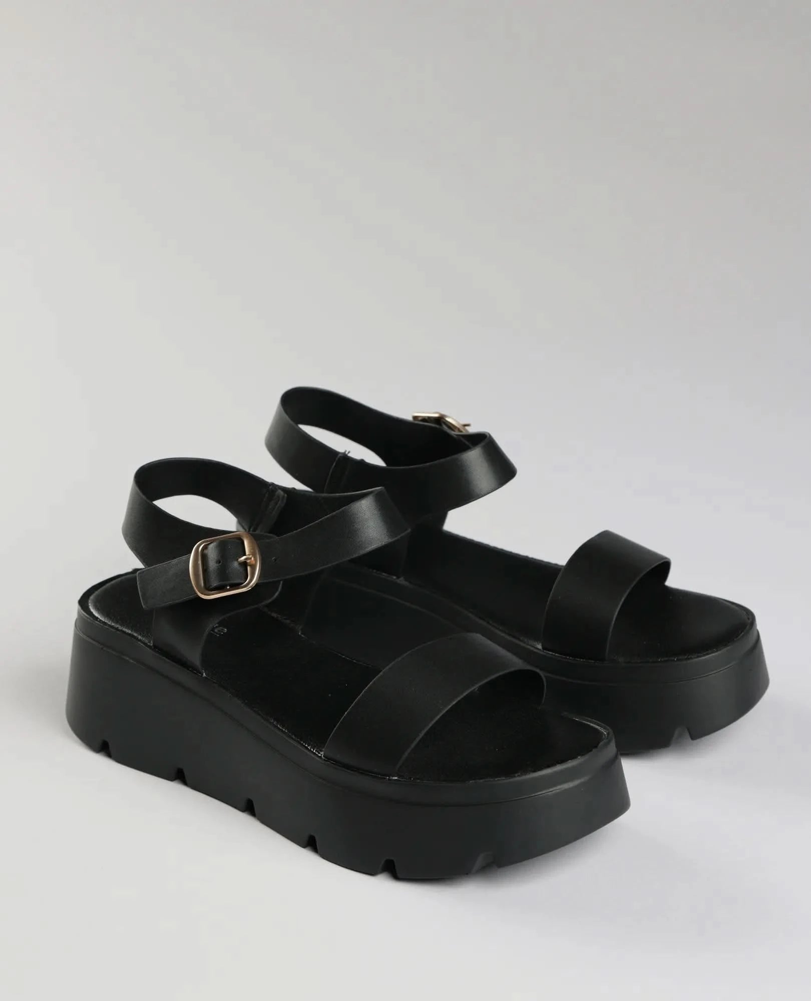 סנדלי פלטפורמה - קייסי - B Unique