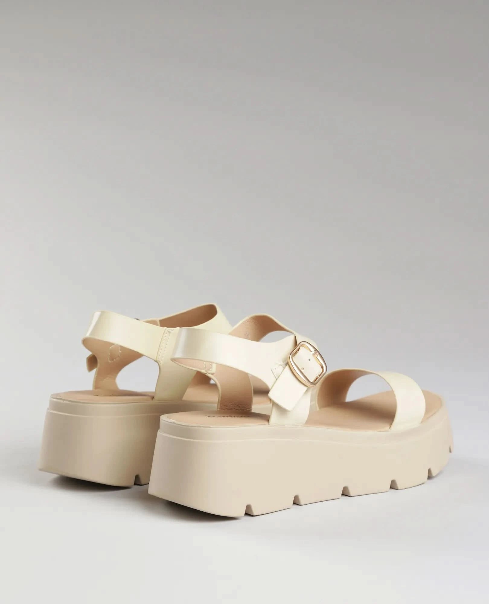 סנדלי פלטפורמה - קייסי - B Unique