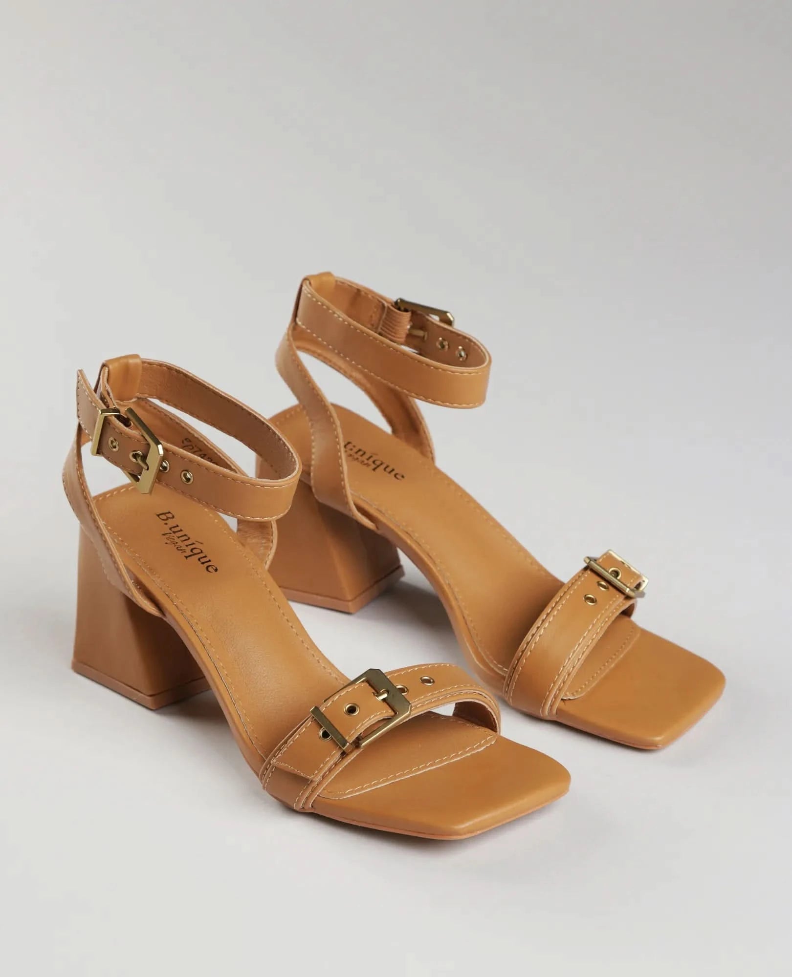 סנדלי עקב - מירן - B Unique