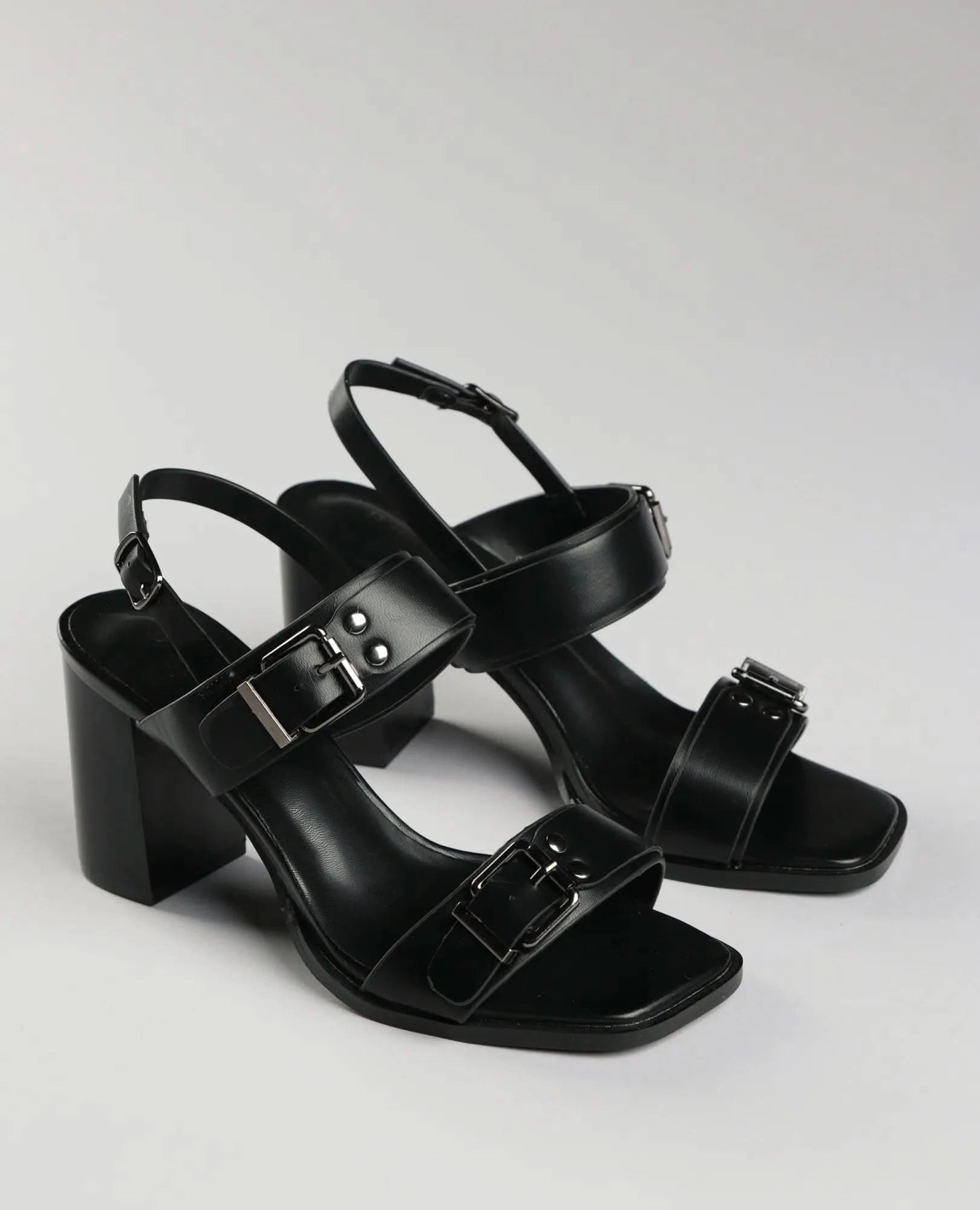 סנדלי עקב - הודיה - B Unique