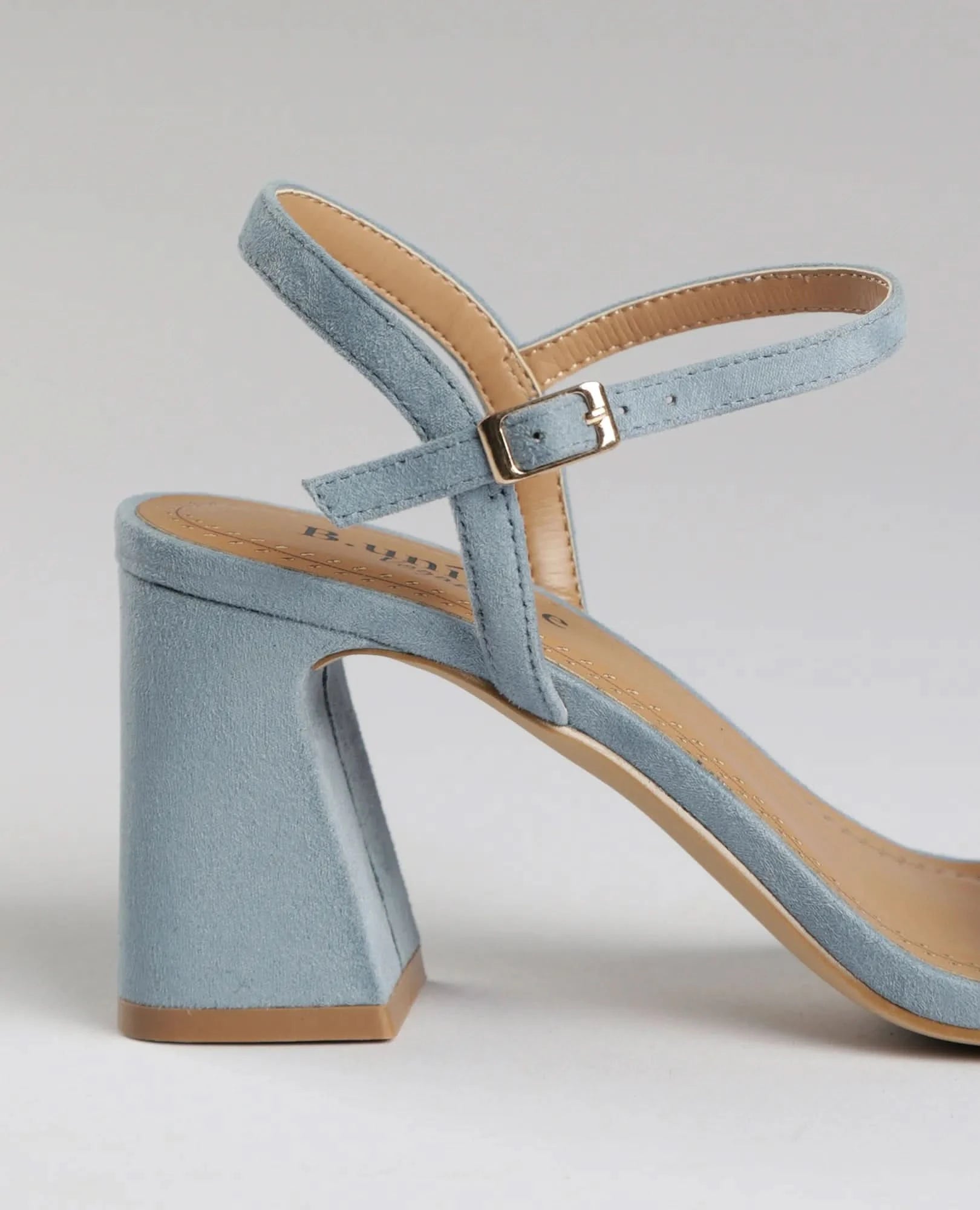 סנדלי עקב- מון - B Unique