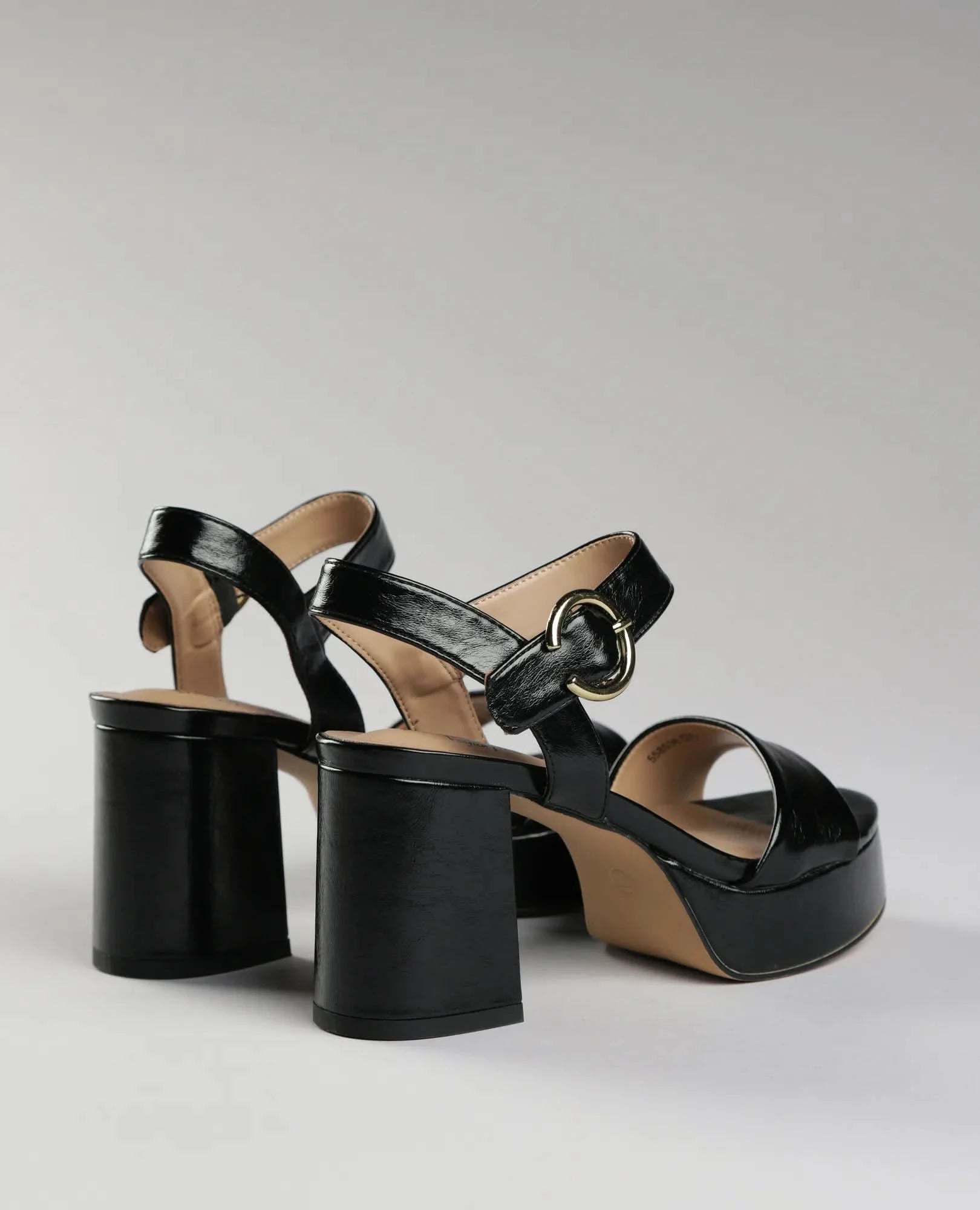 סנדלי פלטפורמה - בר - B Unique