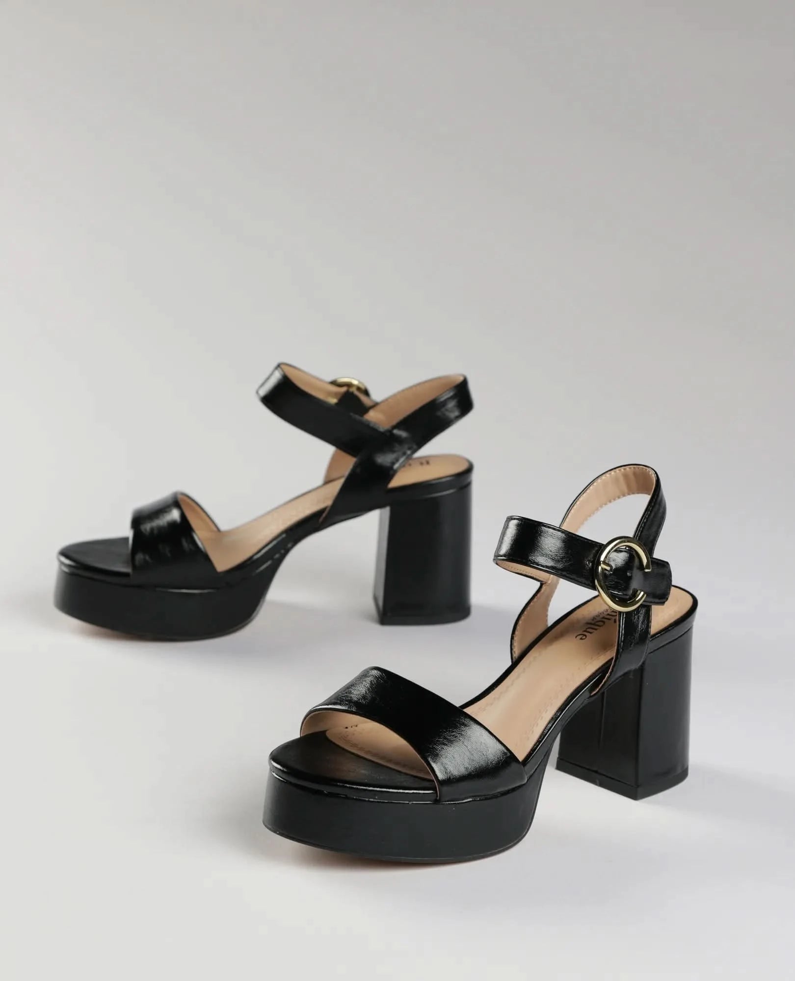 סנדלי פלטפורמה - בר - B Unique