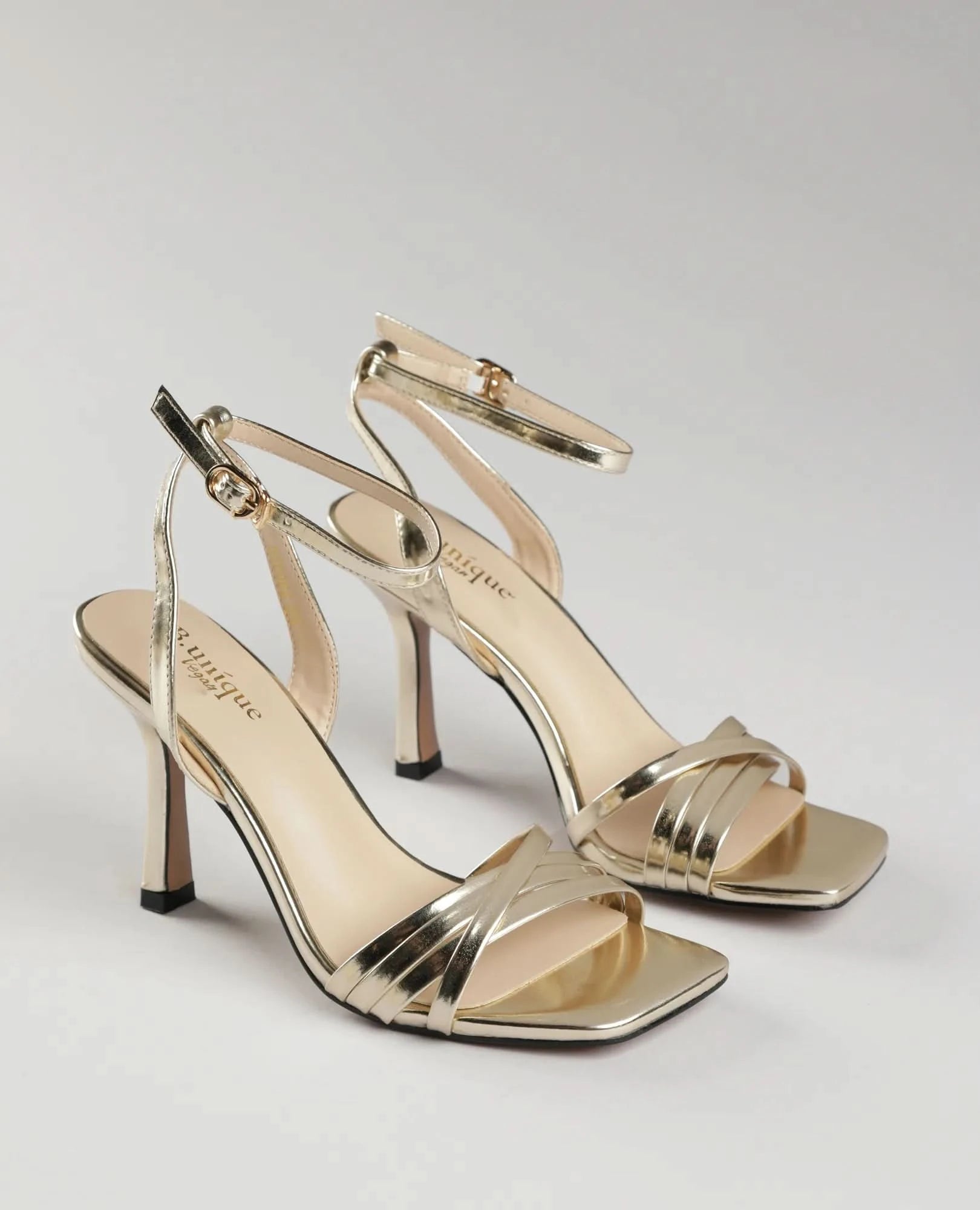 סנדלי עקב - רון - B Unique