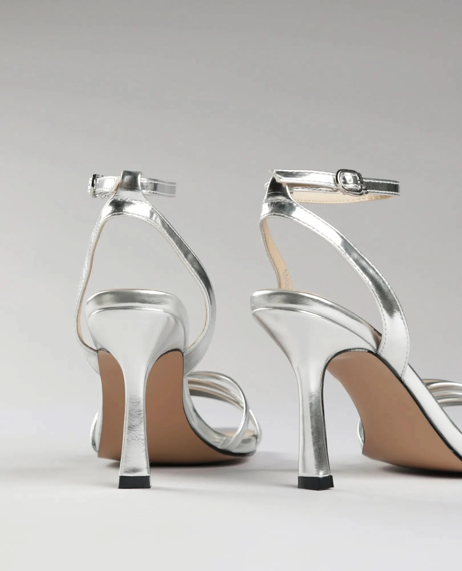 סנדלי עקב - רון - B Unique