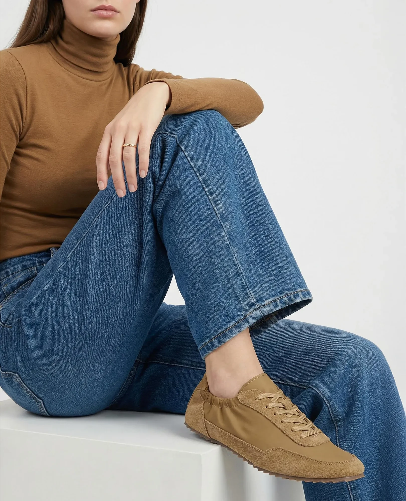 סניקרס עם גומי- קרי - B Unique - סניקרס